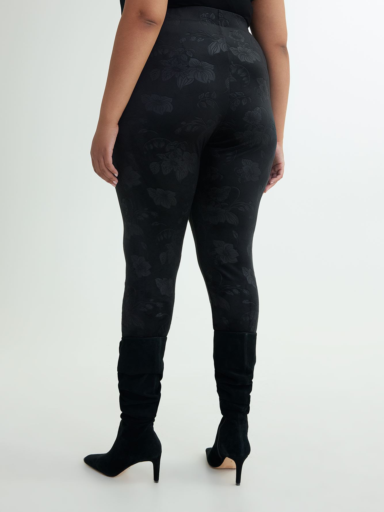 Black Velvet Fashion Legging with Floral Texture - PENN. Essentials