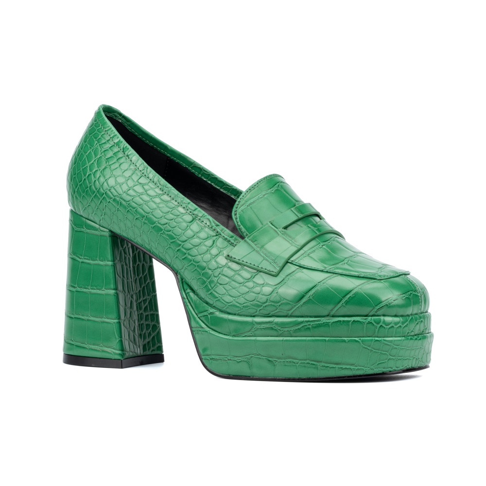 Women's Madelyn Platform Loafer- Wide Width