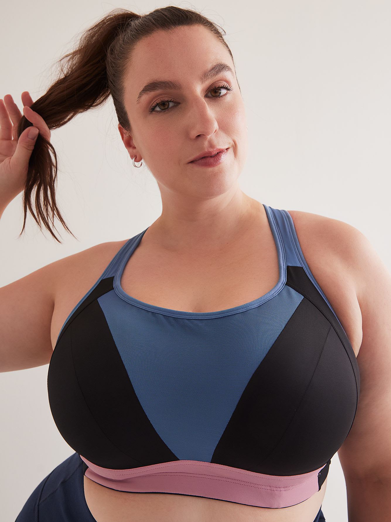 Colourblock Underwire Sports Bra, G-H Cups - Active Zone