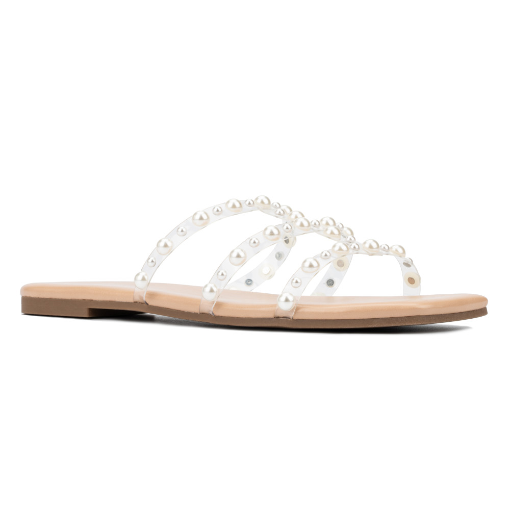 Fashion To Figure - Women's Savina Flats