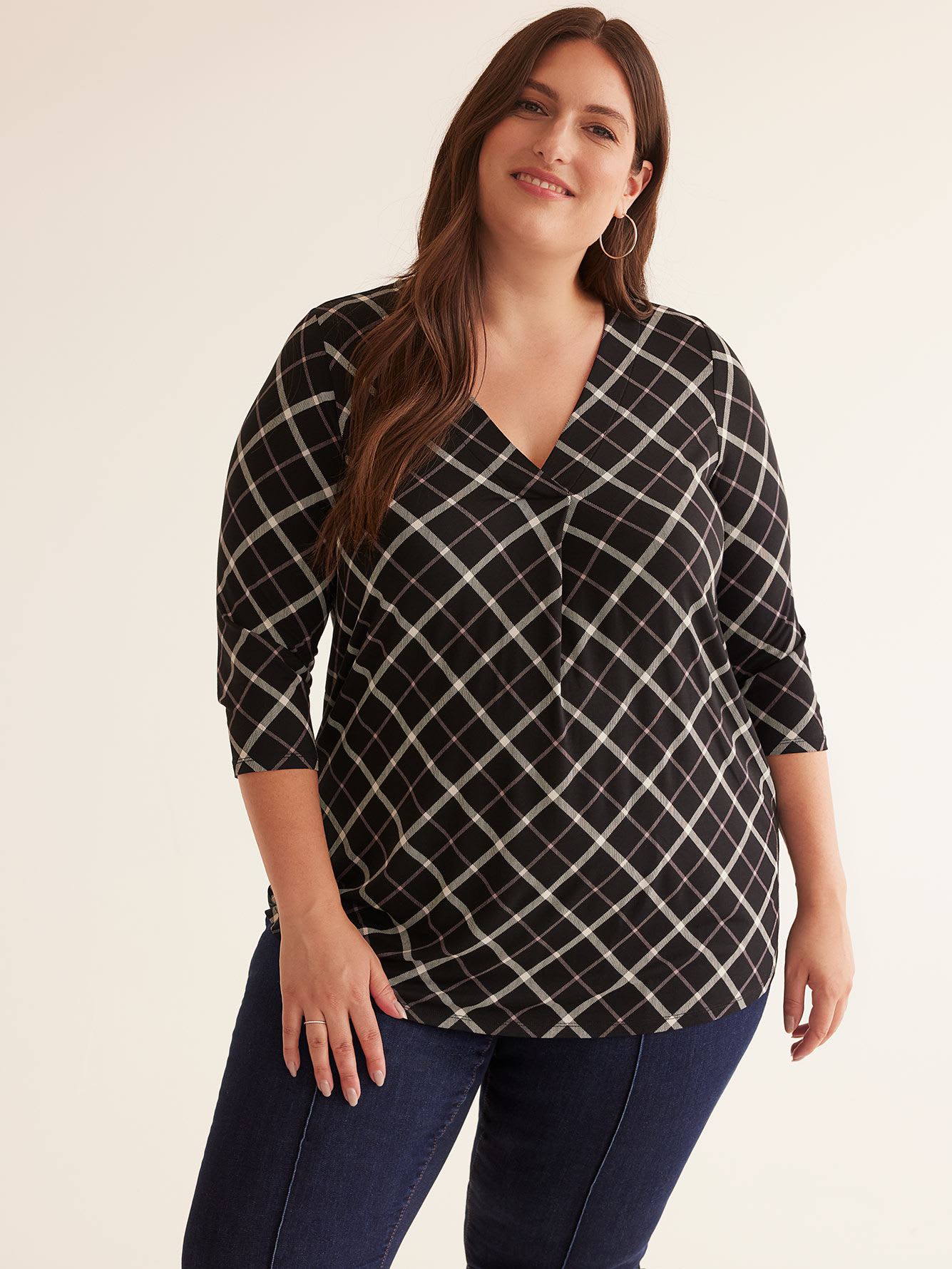 Responsible, V-Neck Tunic Knit Top
