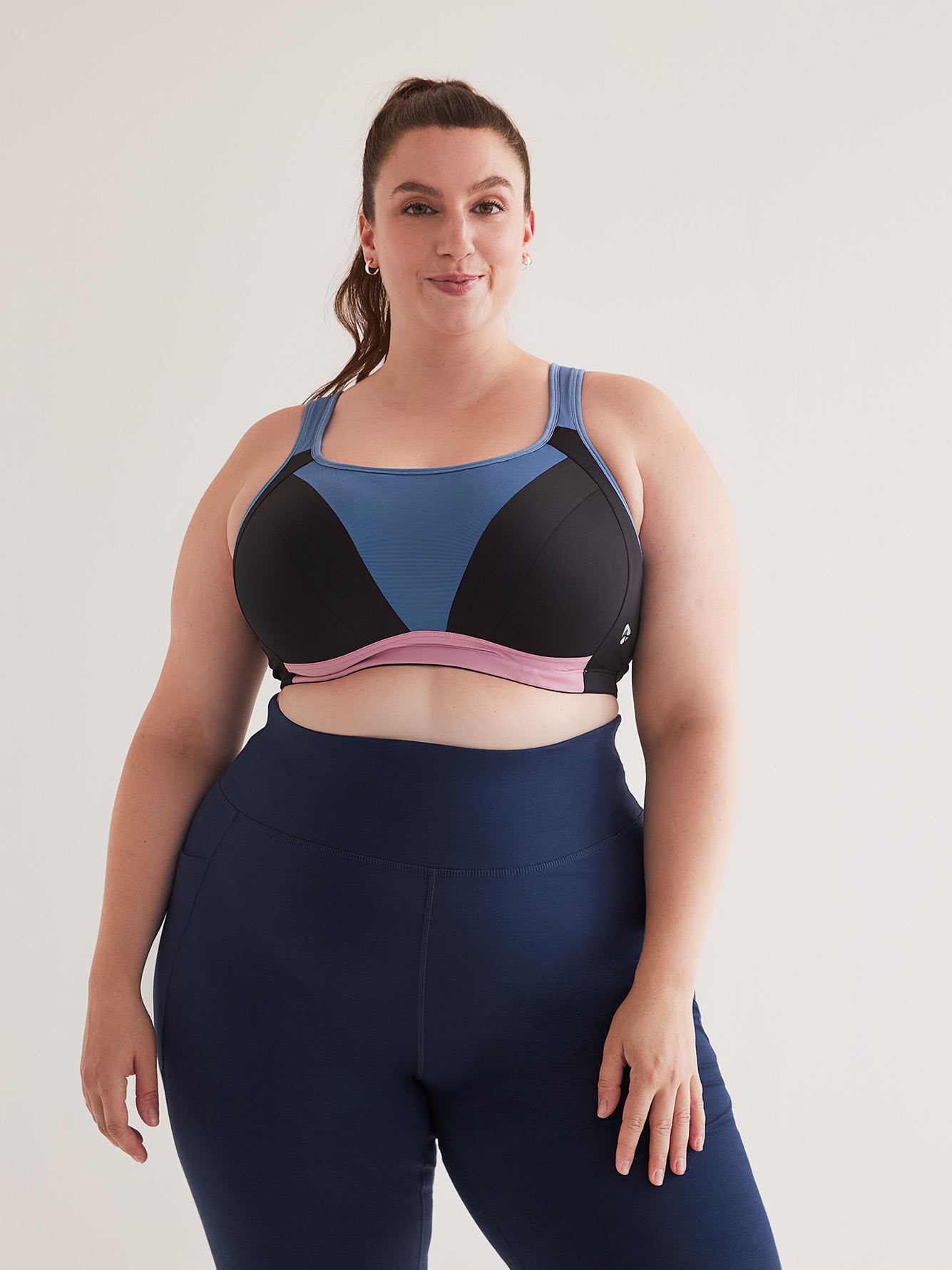 Colourblock Underwire Sports Bra - Active Zone