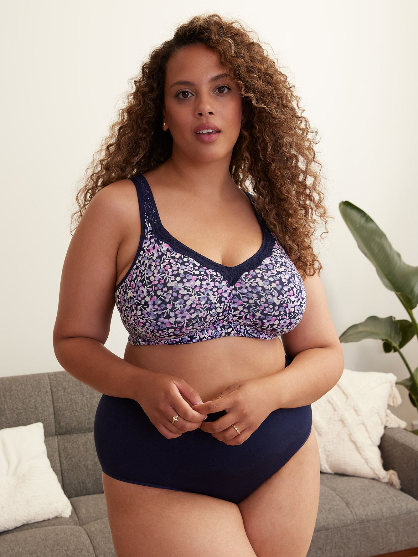 Leafy Berry Cotton Soft Cup Bra with Lace Trims - ti Voglio