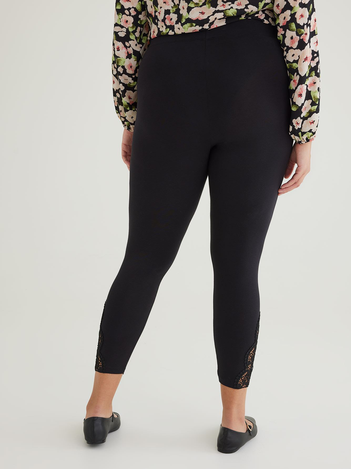 Fashion Legging with Side Crochet Lace Insert - PENN. Essentials
