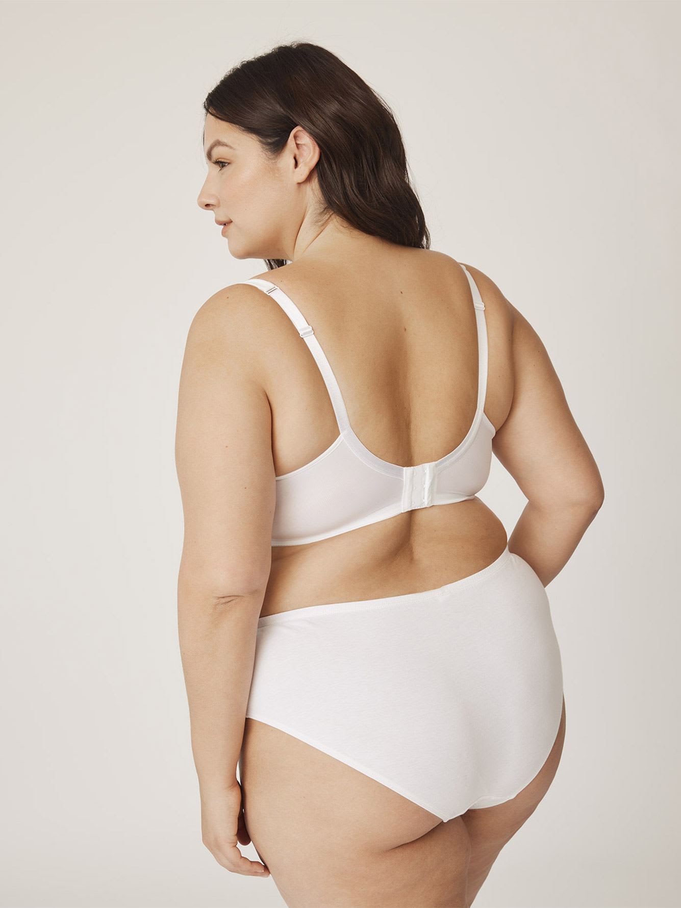 White Microfiber Underwire T-Shirt Bra - Déesse Collection