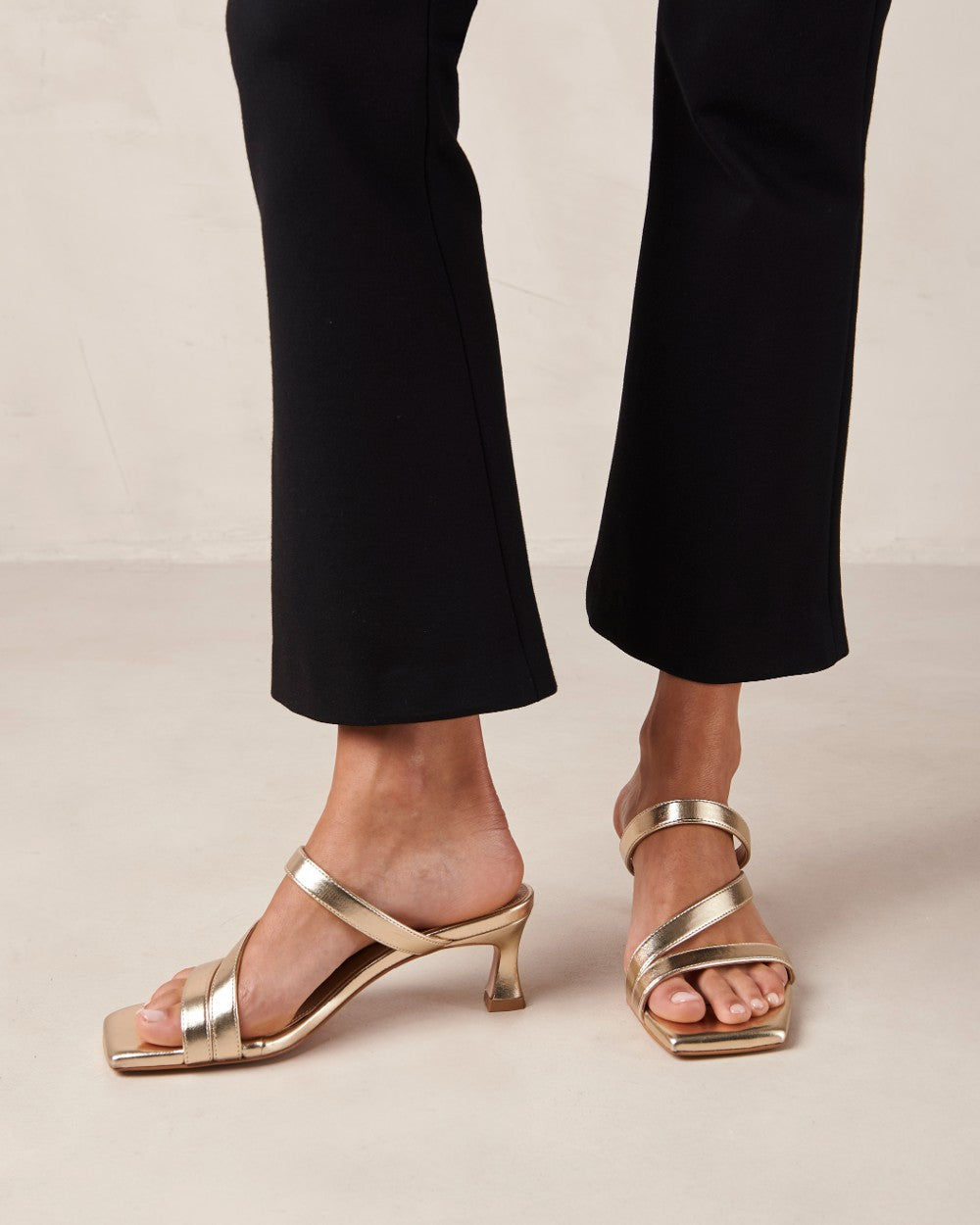 SVEGAN - Sonny Lucid Tahini Beige Vegan Leather Sandals