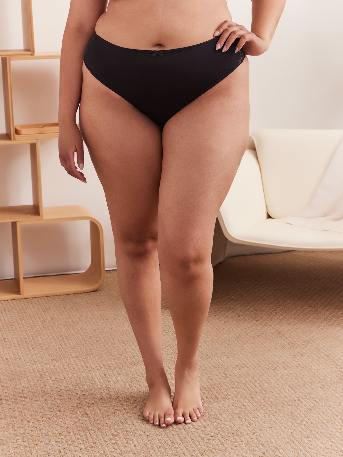 Black Microfibre Thong with Lace - Déesse Collection