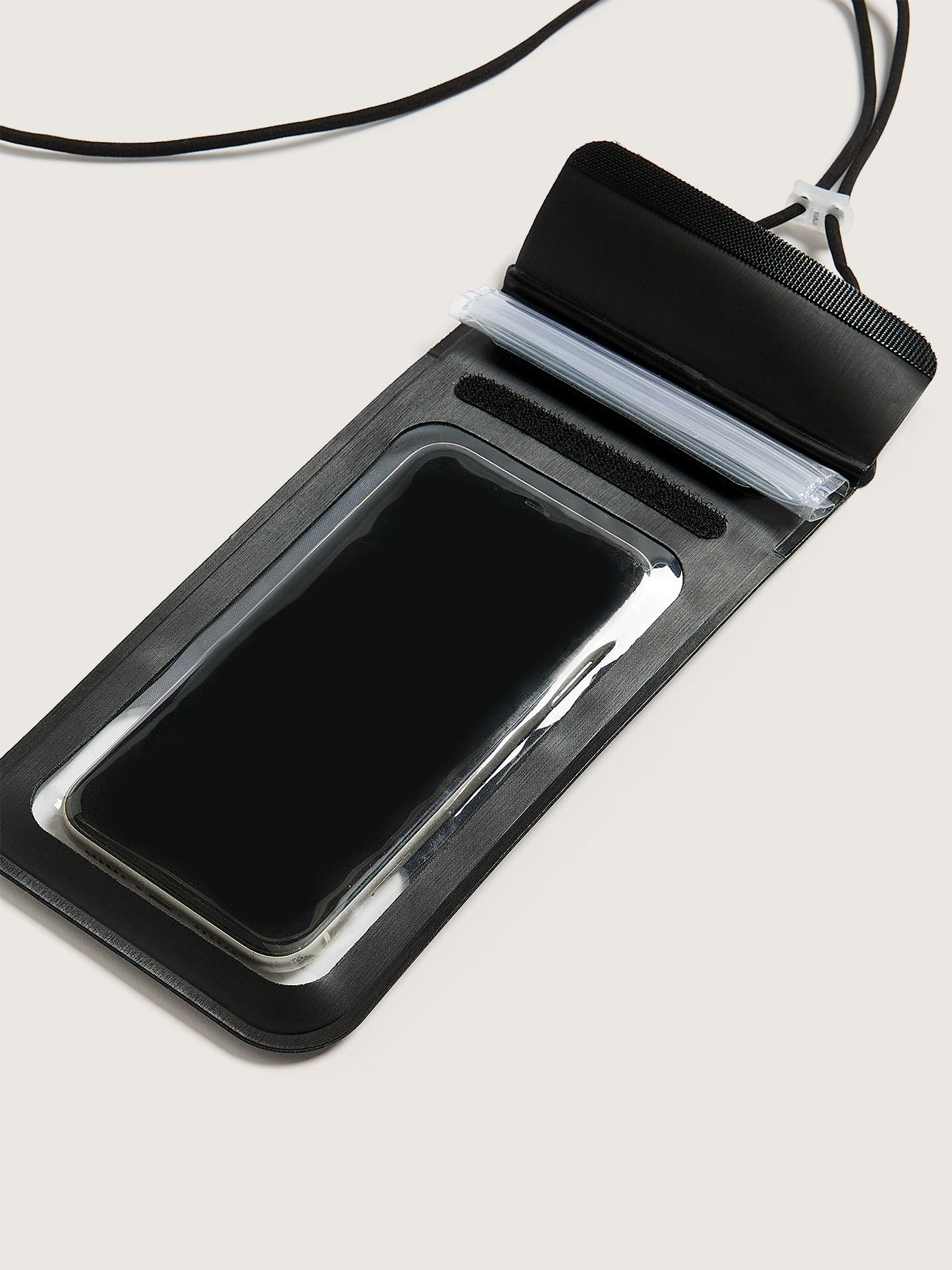 Water-Resistant Cellphone Pouch