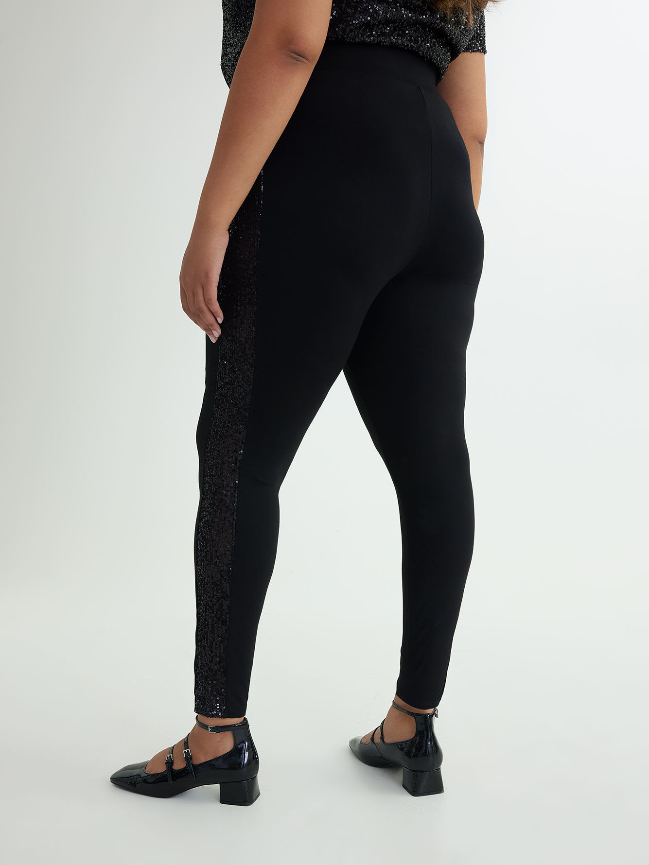 Responsible, Black Legging with Sequins - PENN. Essentials