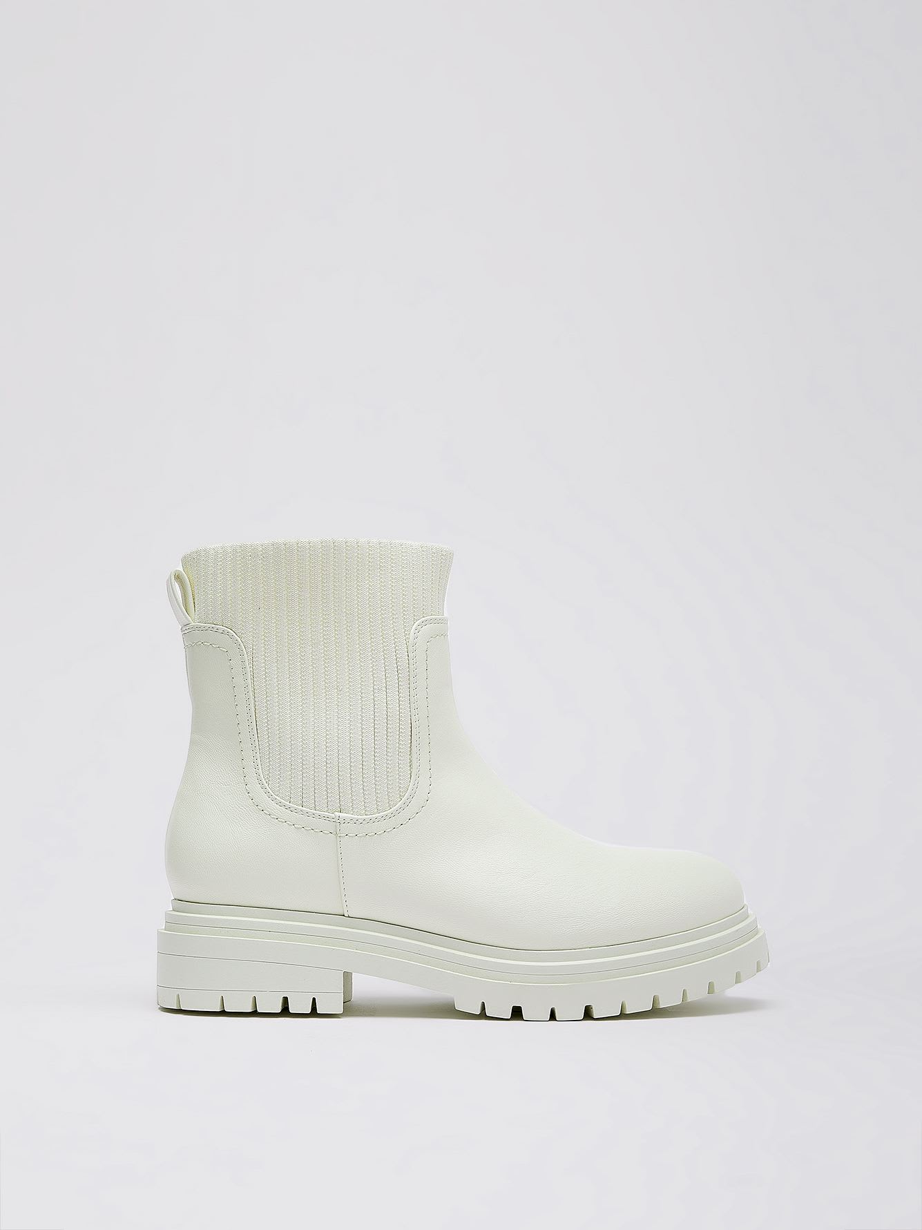 Extra Wide Width, Casual Bootie with Ribbed Detail