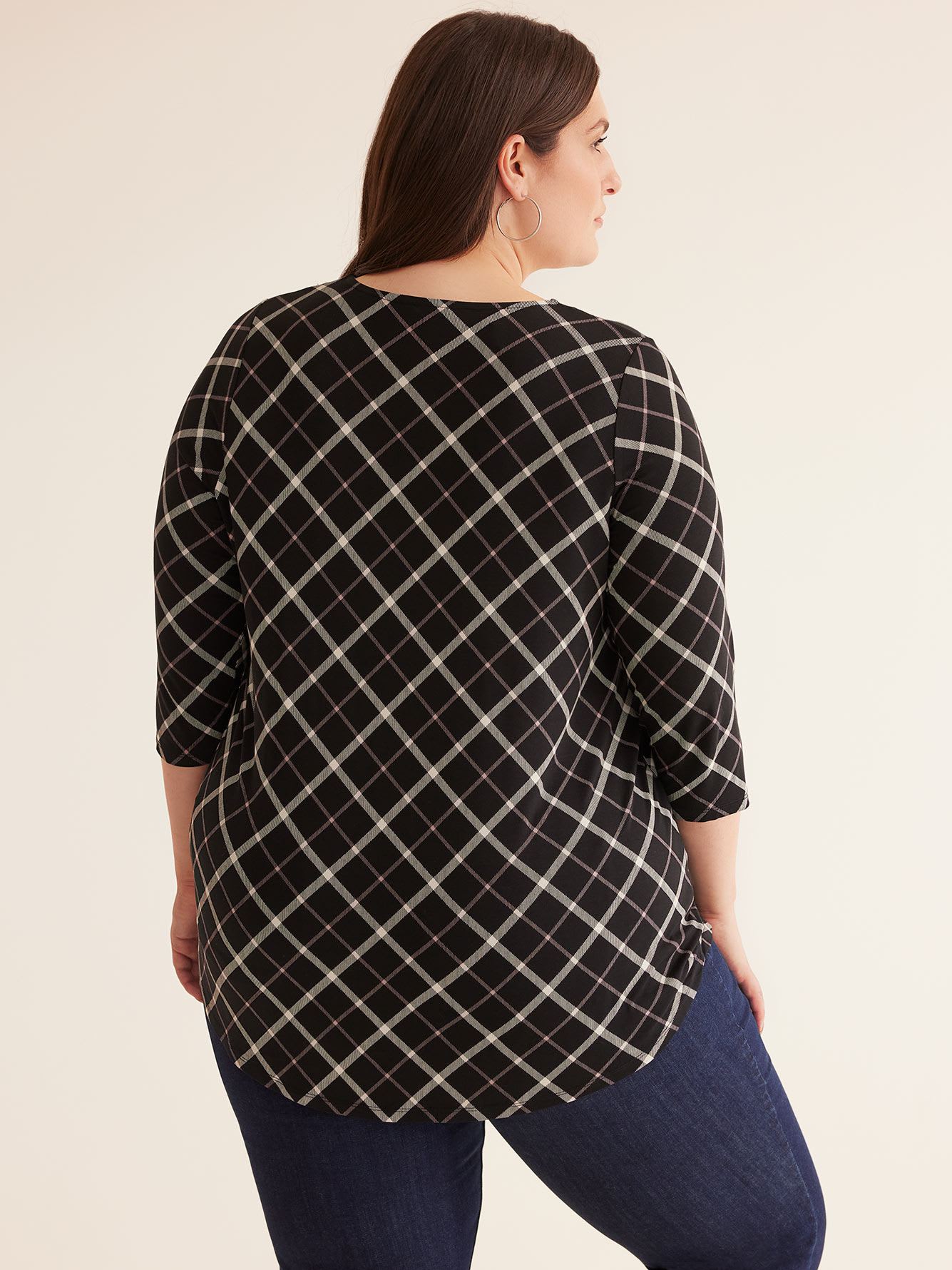 Responsible, V-Neck Tunic Knit Top