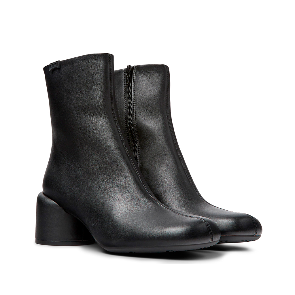 Camper Niki in Ankle Boots