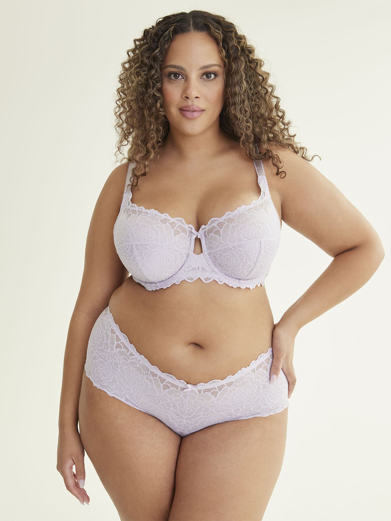 Femme Couture Lace Underwire Bra - Déesse Collection