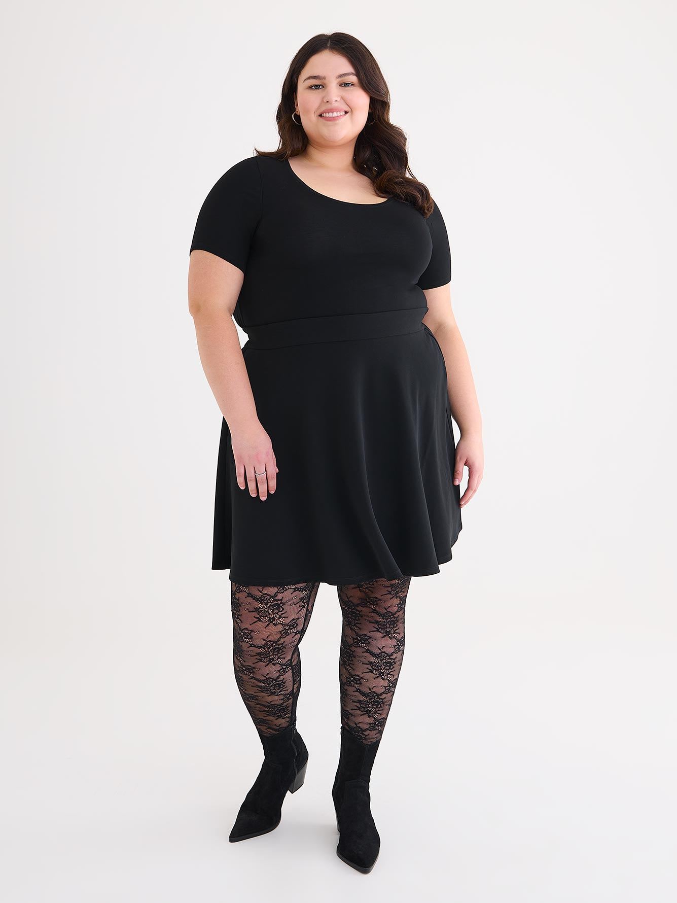 Black Lace Legging - PENN. Essentials