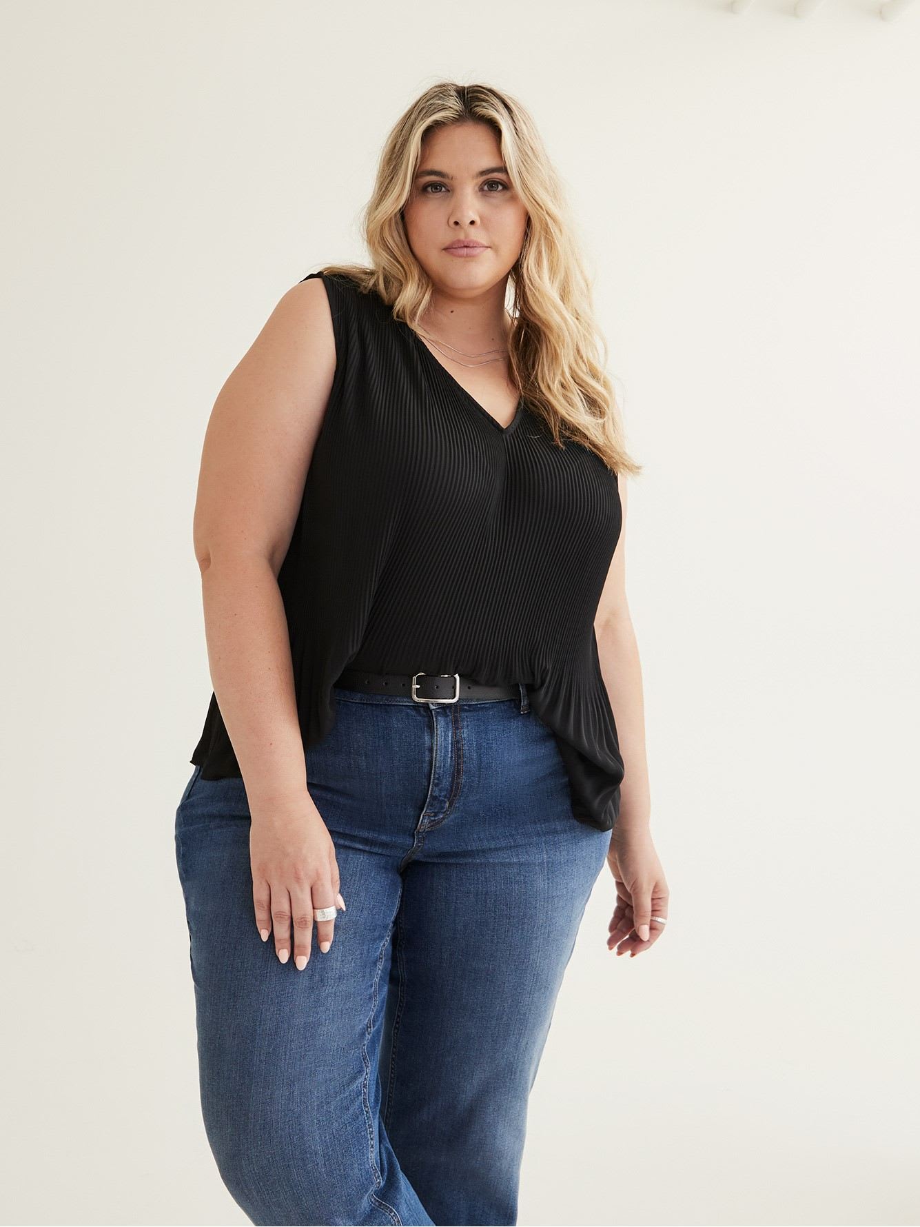 Responsible, Sleeveless A-Line Pleated Blouse