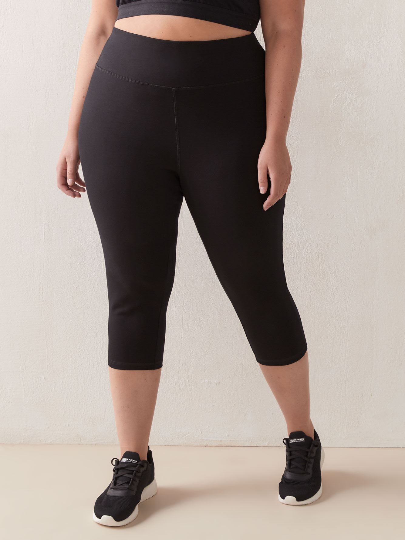 Black Capri Legging - Active Zone