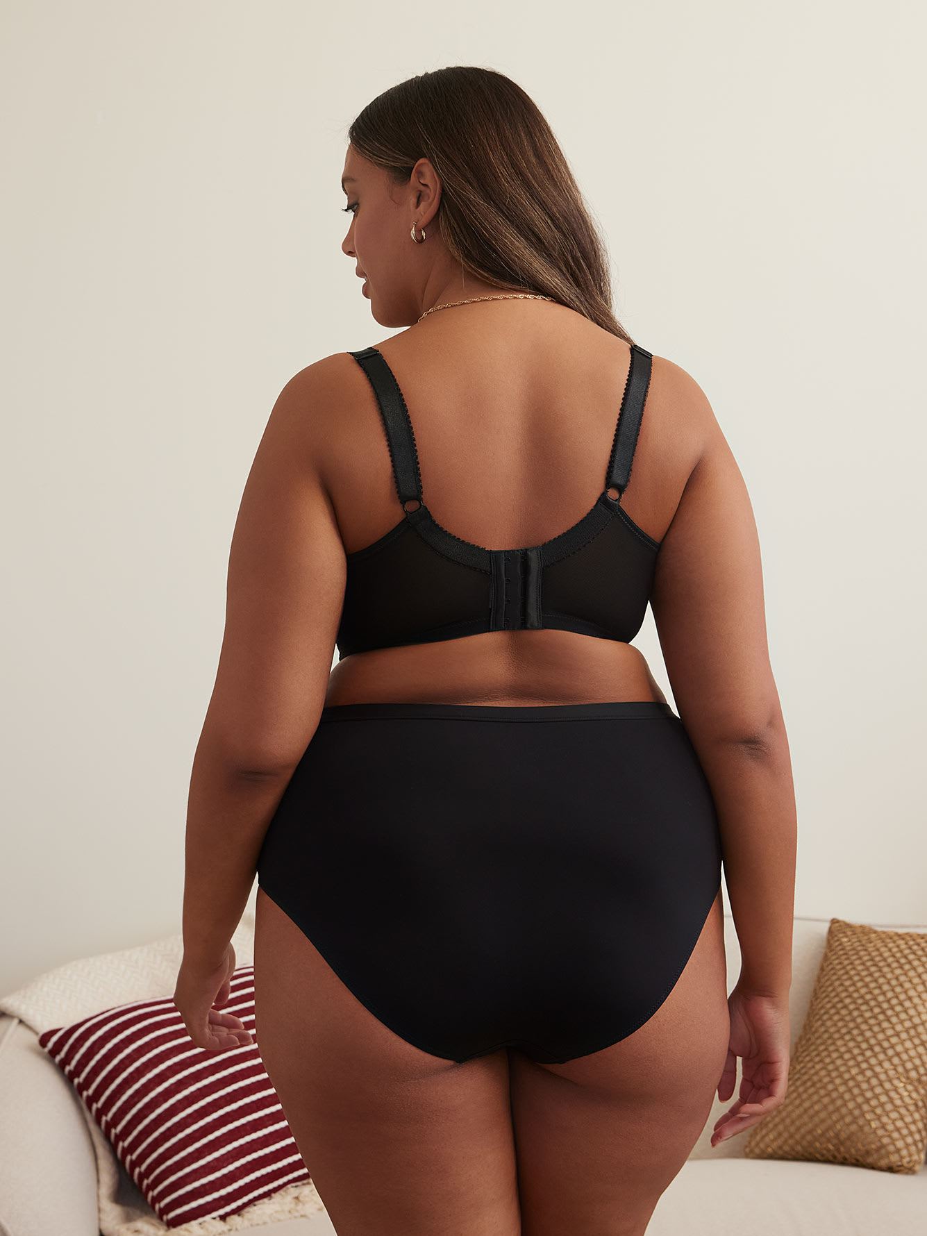 Lace Spacer Bra - Déesse Collection