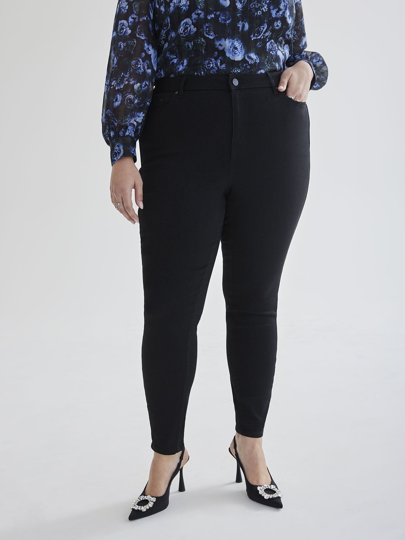 Responsible, Black Curvy Jeggings - Addition Elle