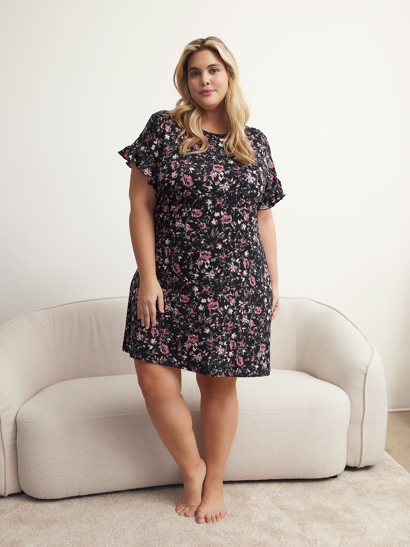 Short Sleepshirt with Ruffled Sleeves - ti Voglio