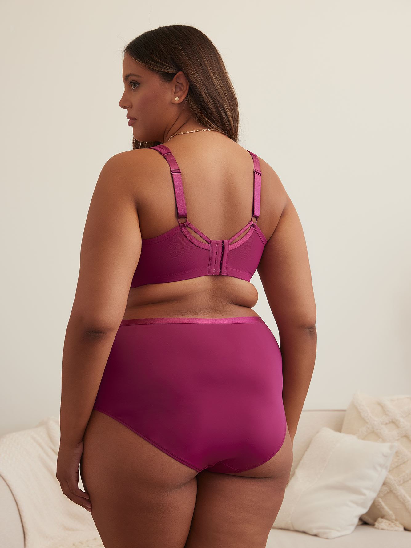 Wireless Microfibre T-Shirt Bra with Lace Trim - ti Voglio