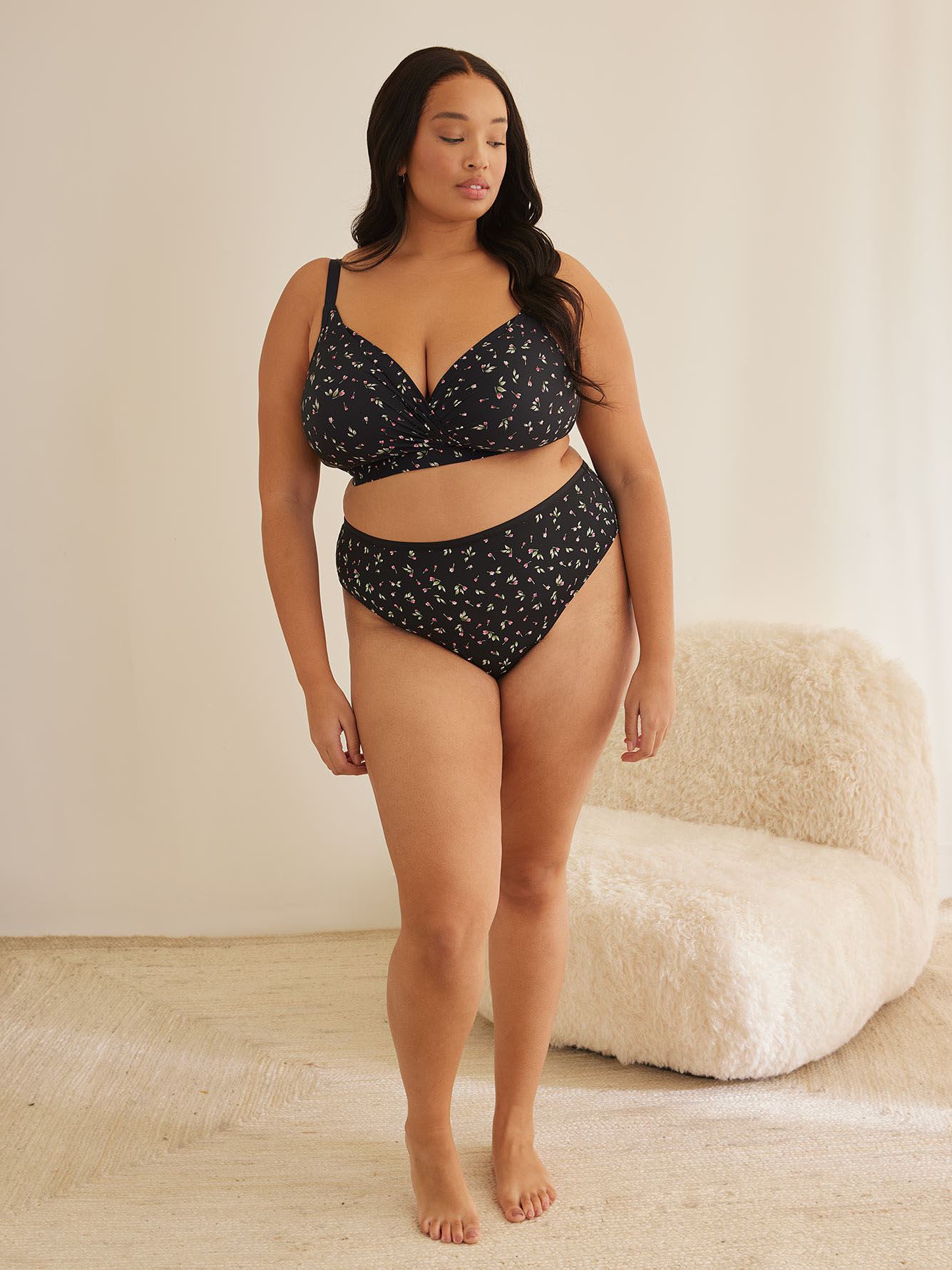 Microfibre Thong with Rosebud Print - ti Voglio