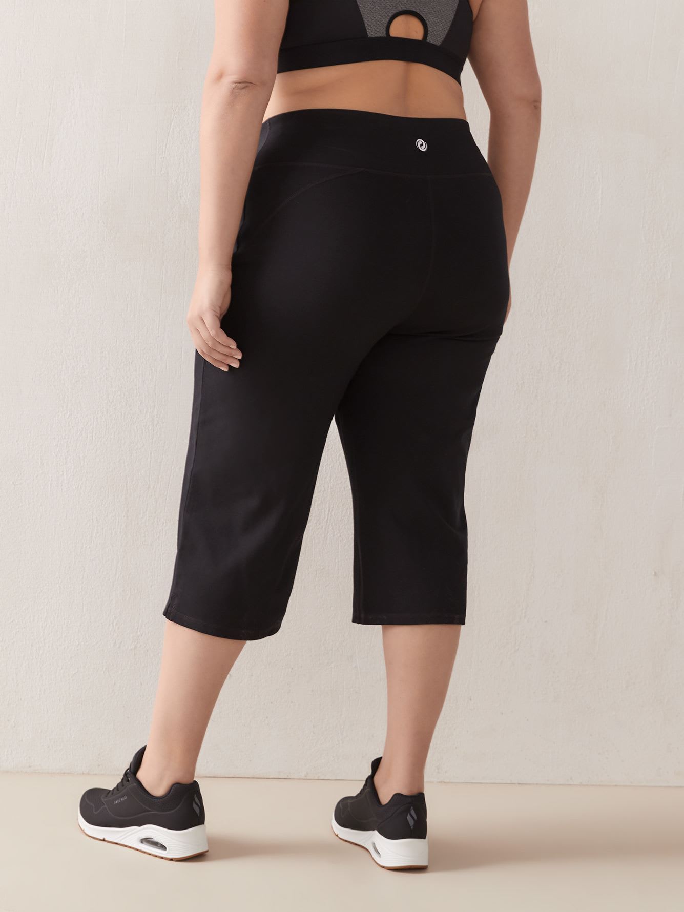 Basic Relaxed Capri - Active Zone