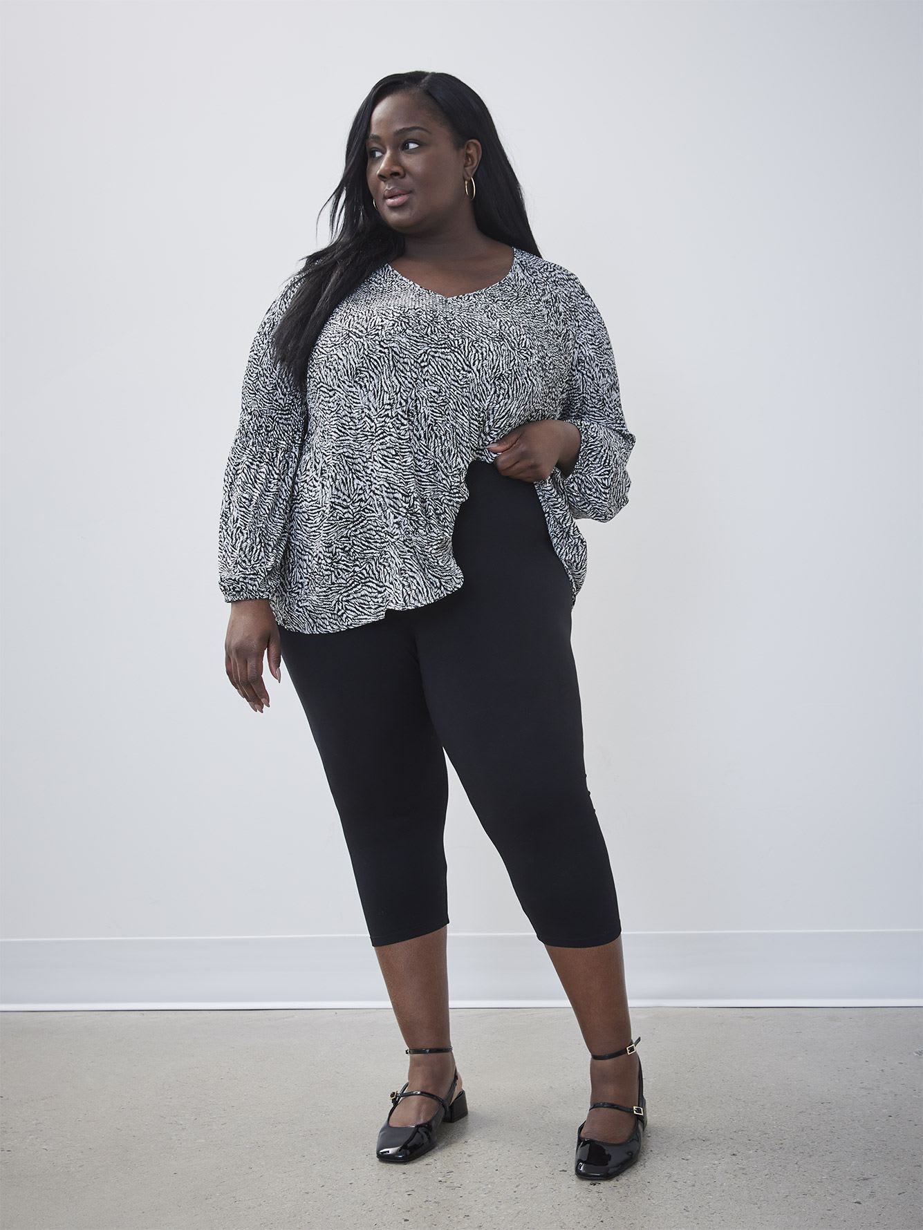 Responsible, Basic Stretch Capri Legging - PENN. Essentials