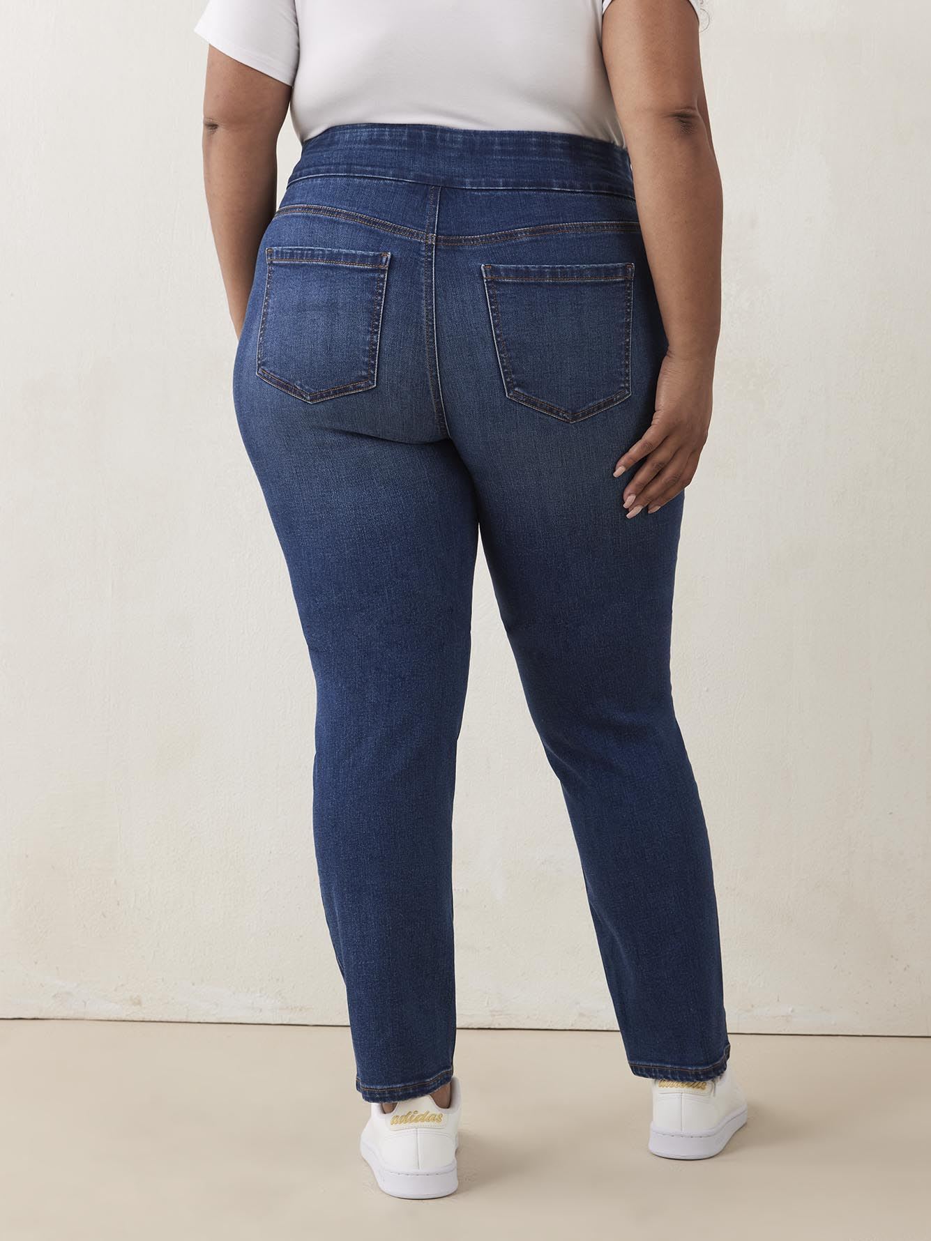 Tall Savvy Fit Pull-On Straight Leg Jeans - d/c JEANS - PENN. Essentials