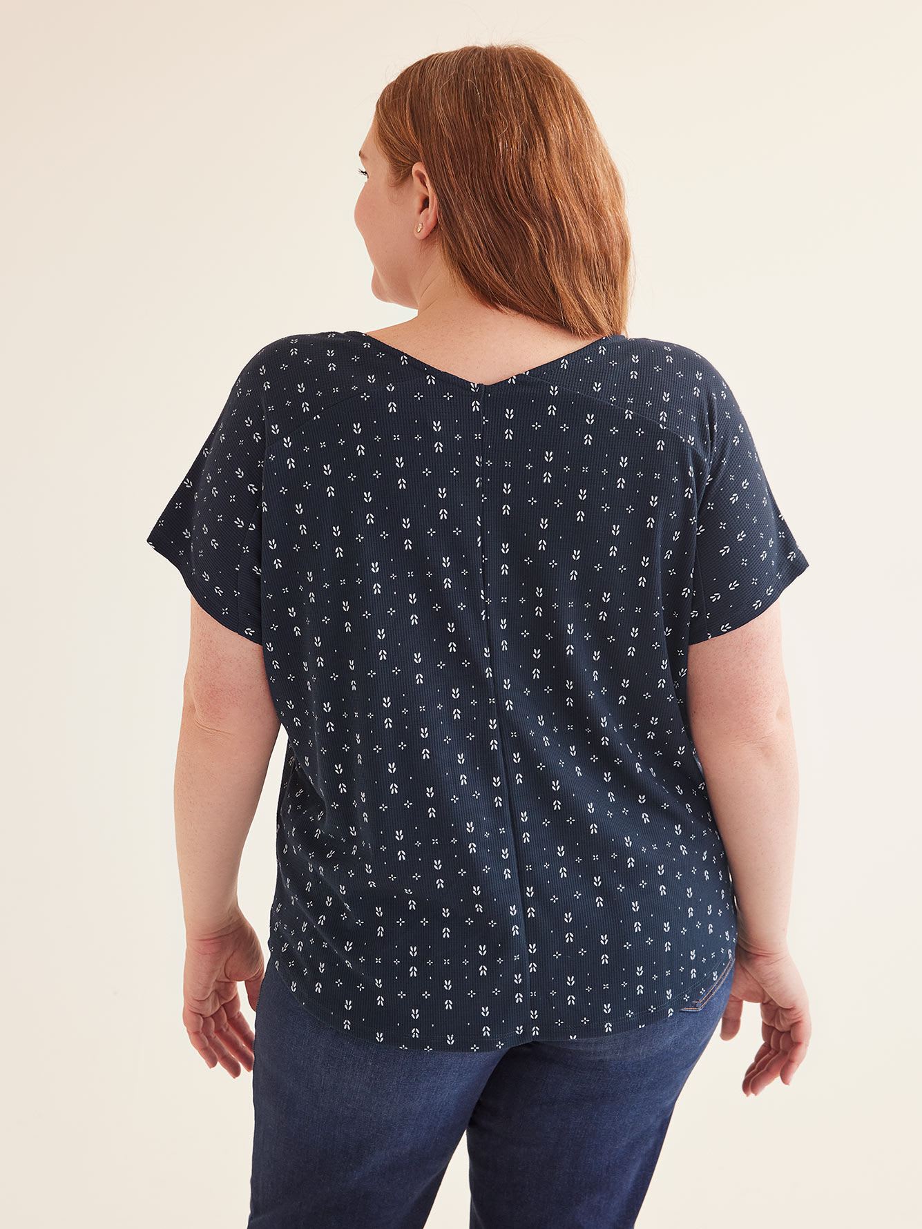 Curvy-Fit Extended-Sleeve T-Shirt - PENN. Essentials