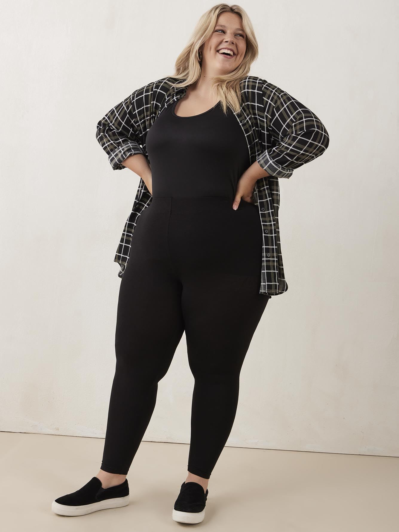 Responsible, Petite, Solid Leggings - PENN. Essentials