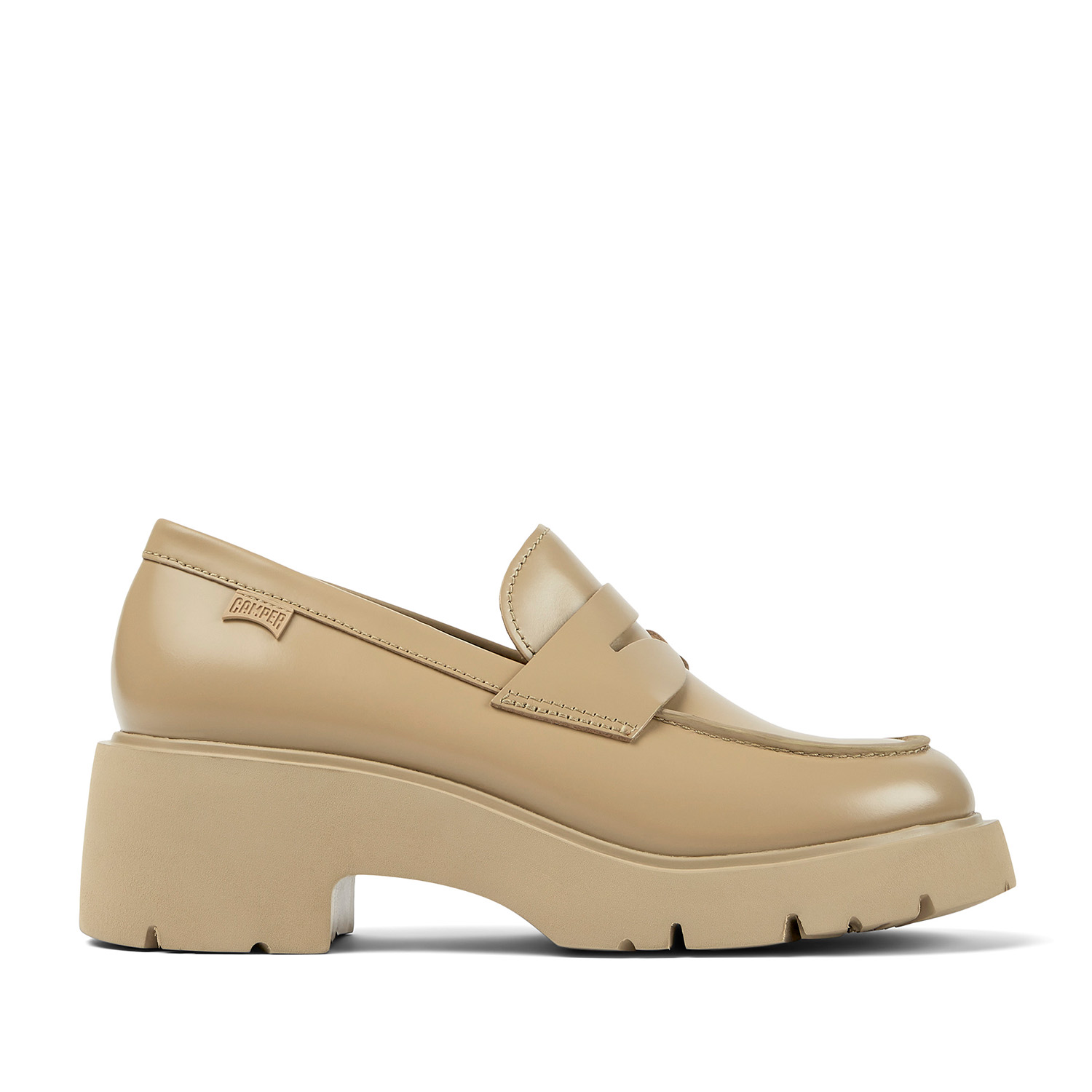 Camper Milah in Heels