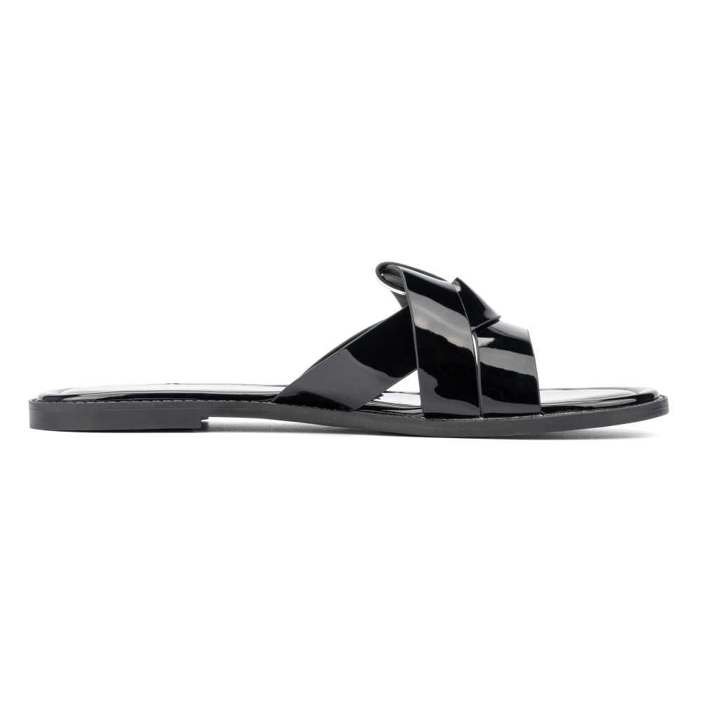 Fashion To Figure - Women's Tiana Flats