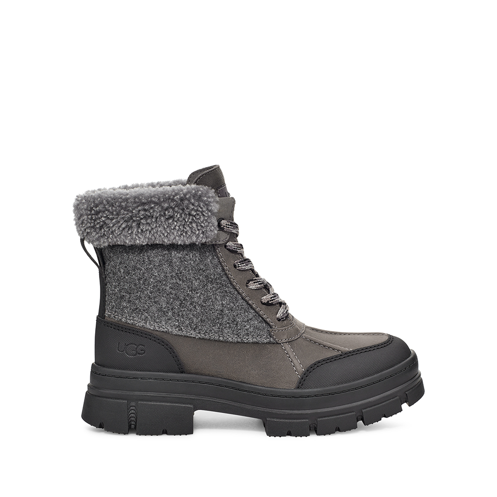 Ugg Ashton Addie Tipped
