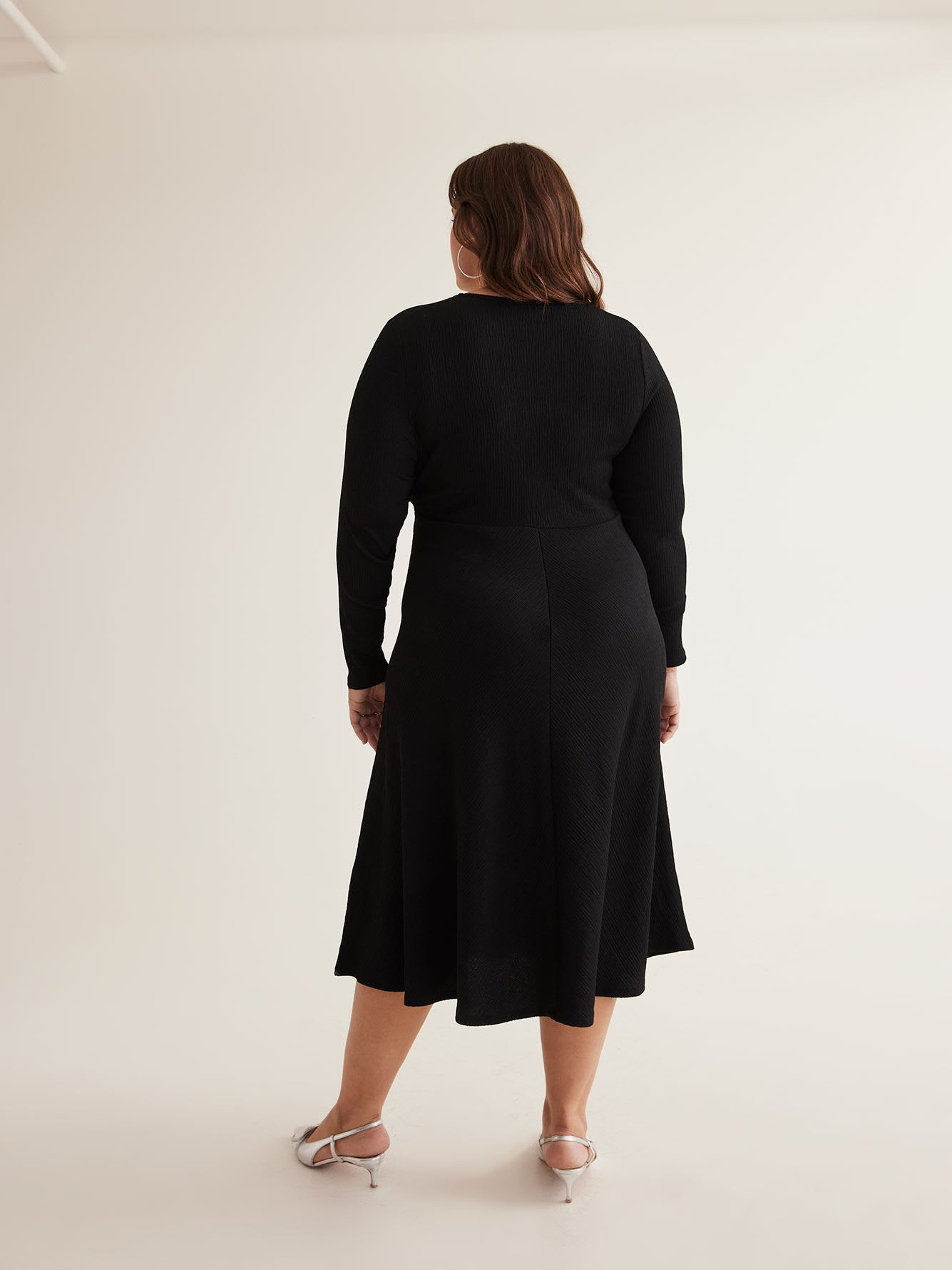 Textured Knit Midi Dress