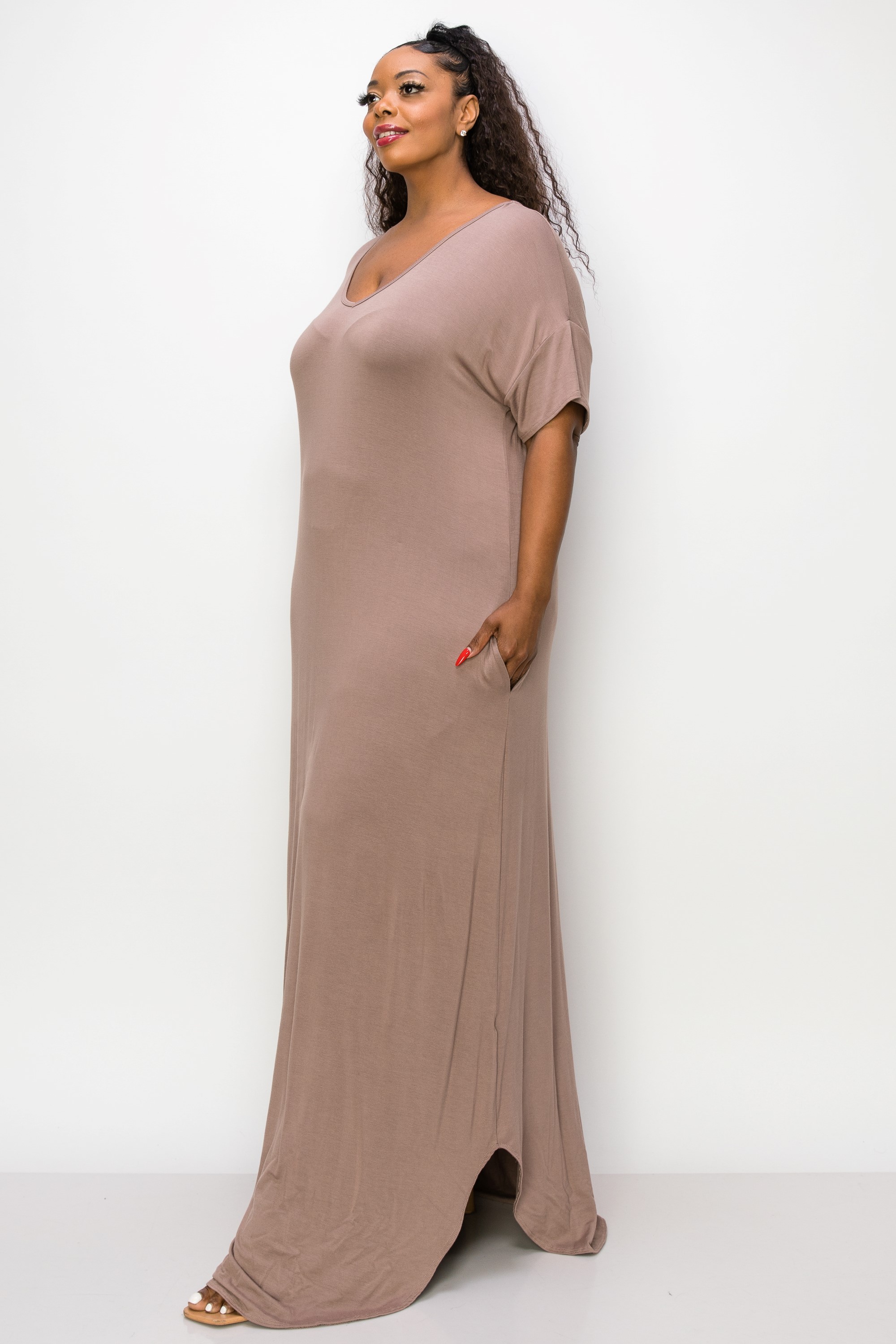 Short Sleeve Maxi Dress - L I V D