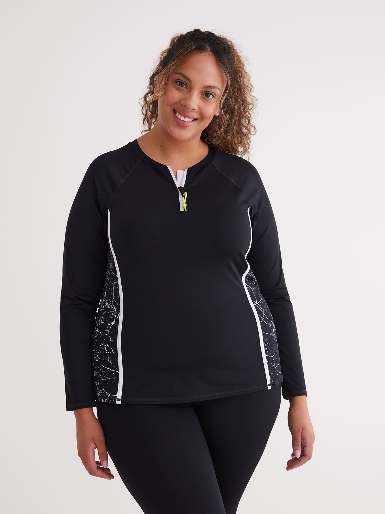 Long-Sleeve Rashguard with Built-In Bra - Active Zone