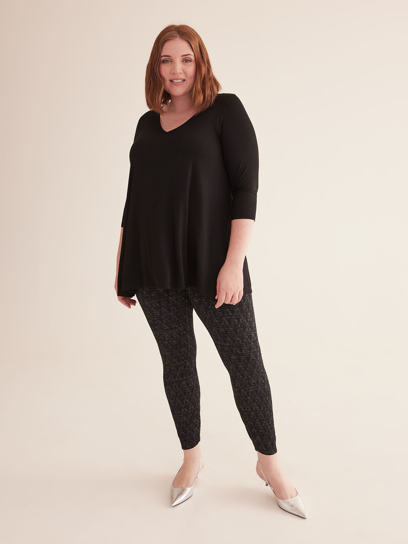 Black Sparkly Textured Legging - PENN. Essentials