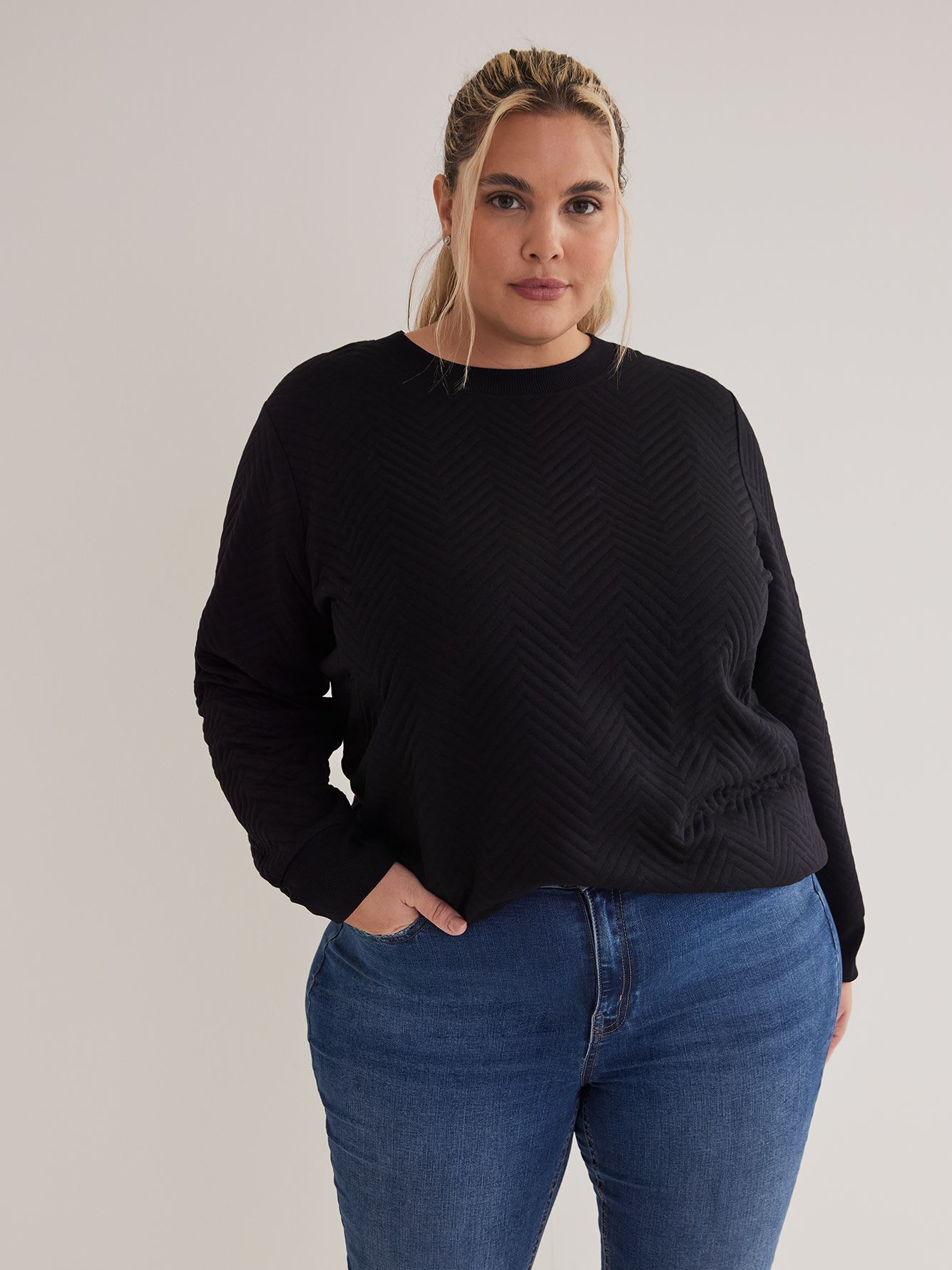 Textured Sweatshirt - Active Zone