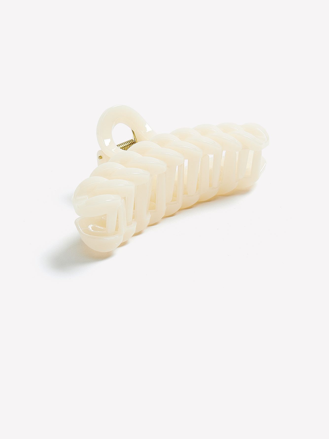 Twisted Shape Hair Claw