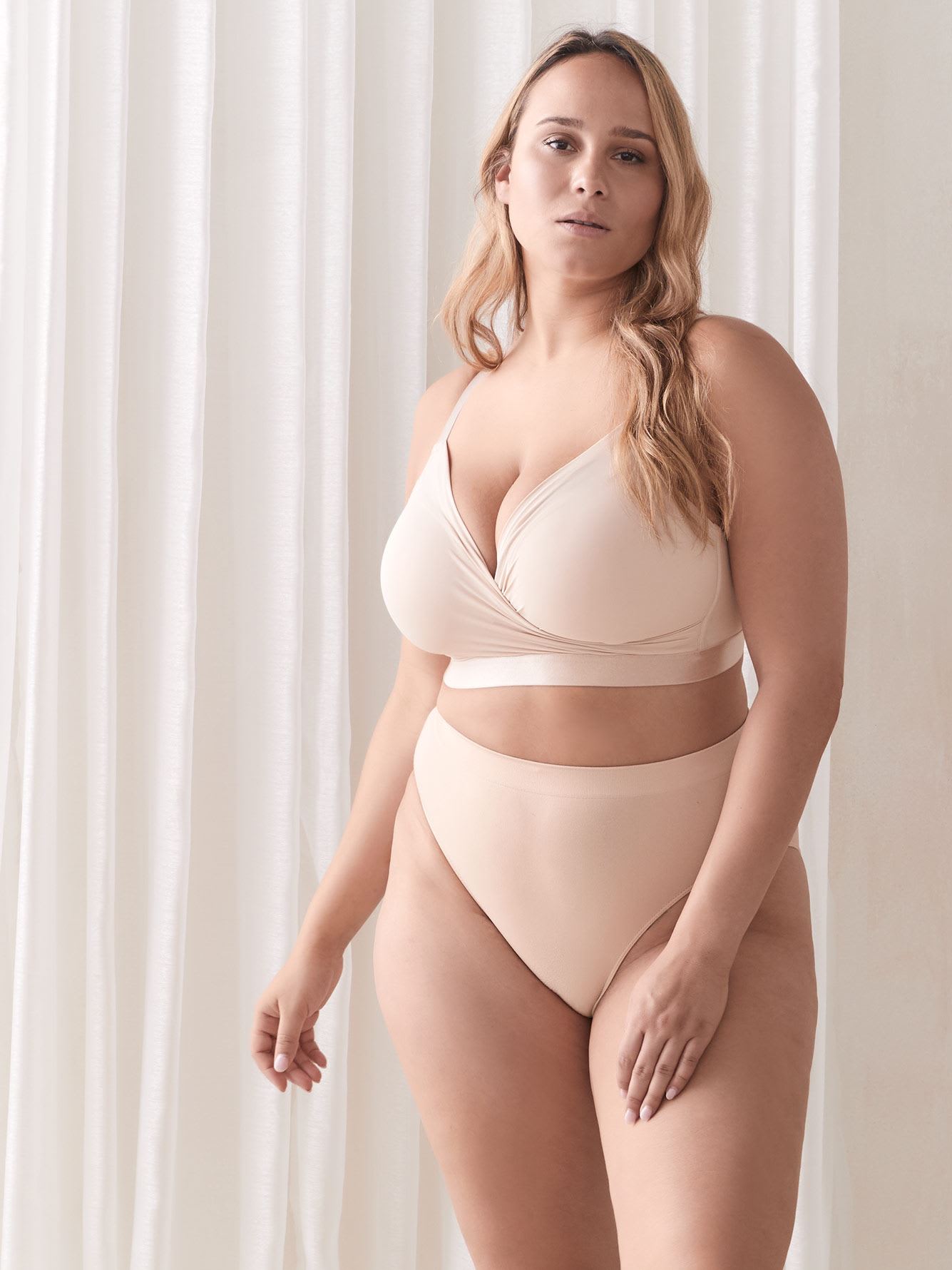 Wireless Padded Lounge Bra - Déesse Collection