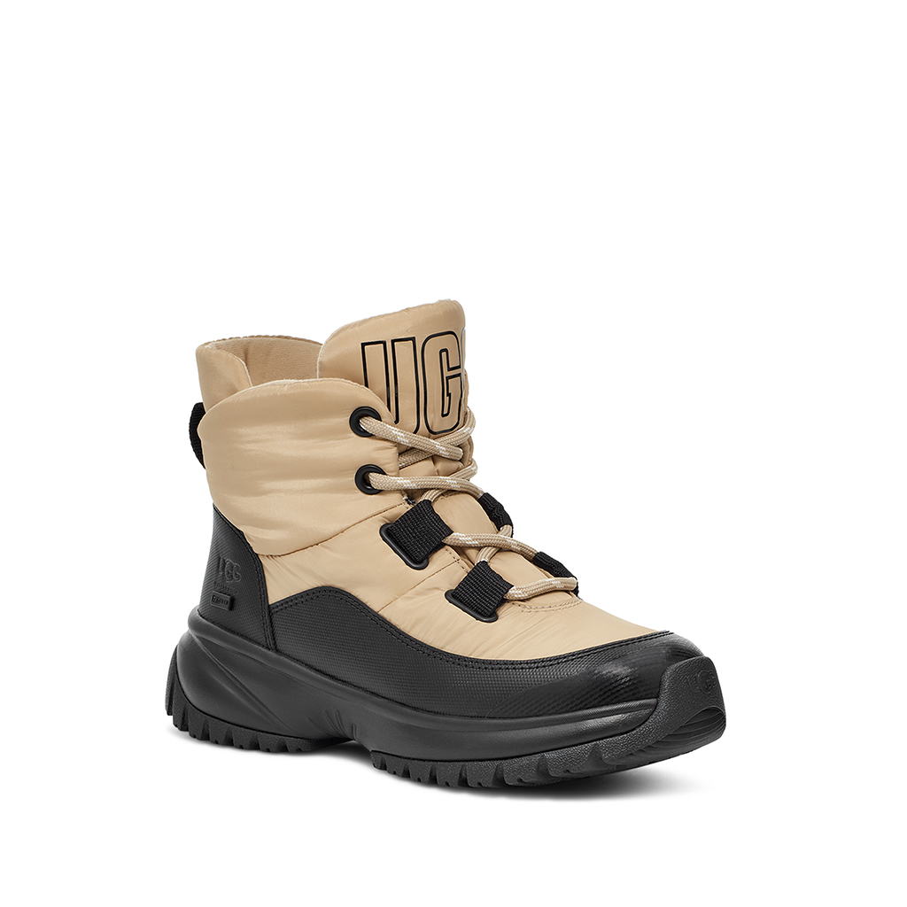 Ugg Yose Puffer Lace