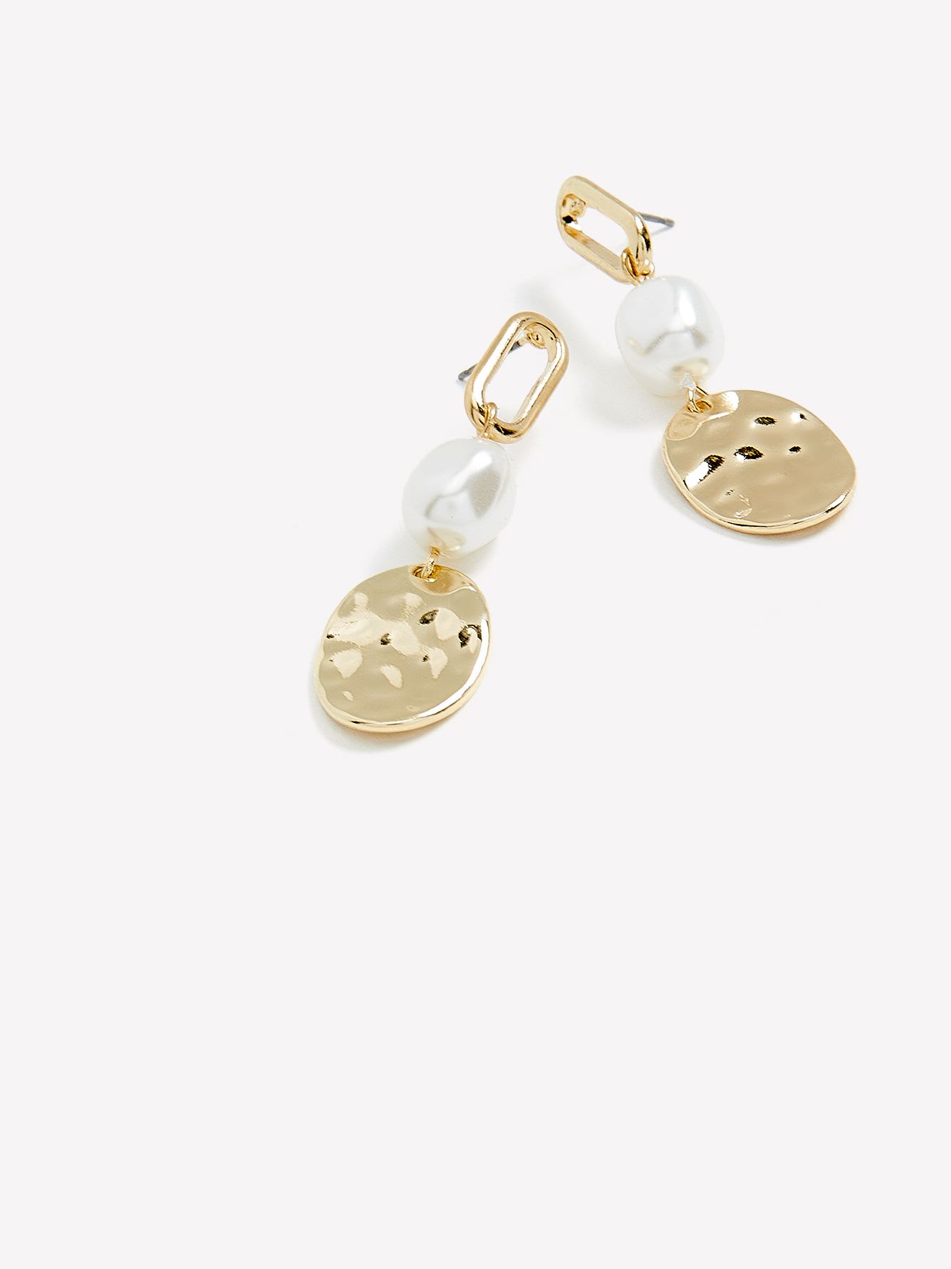 Pendant Earrings with Pearl and Hammered Drop