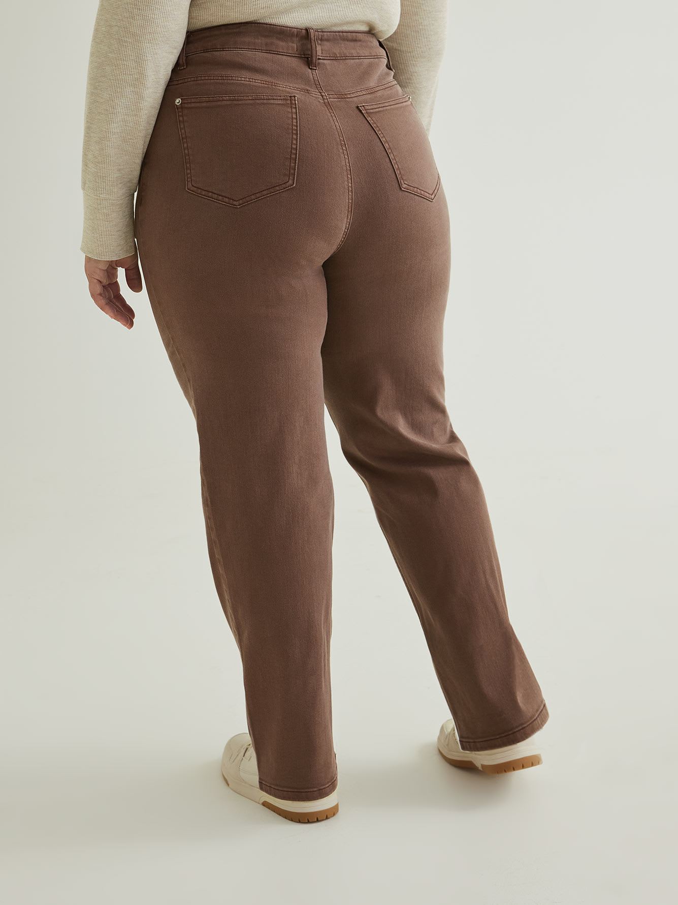 Responsible, 1948-Fit Coloured Straight-Leg Jeans - d/C JEANS
