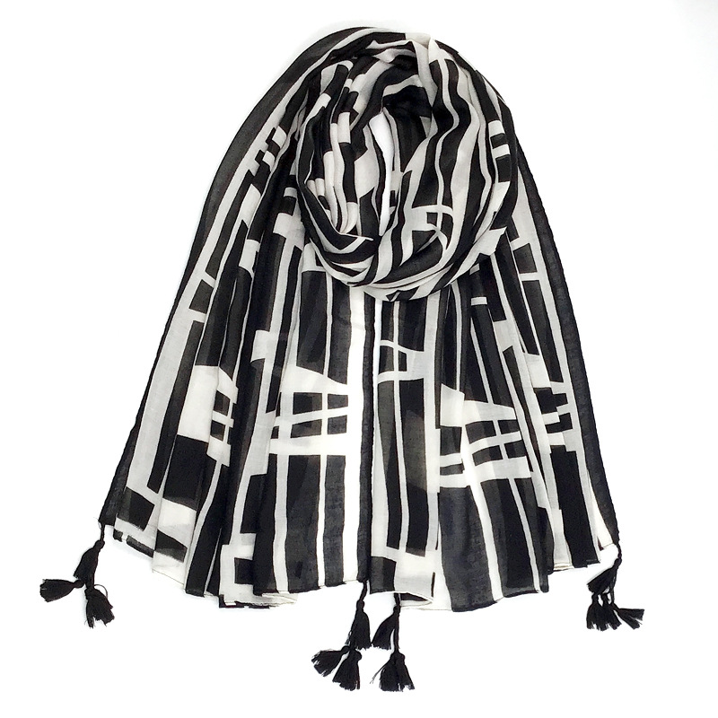 Black And White Geometric Scarf - Don't AsK