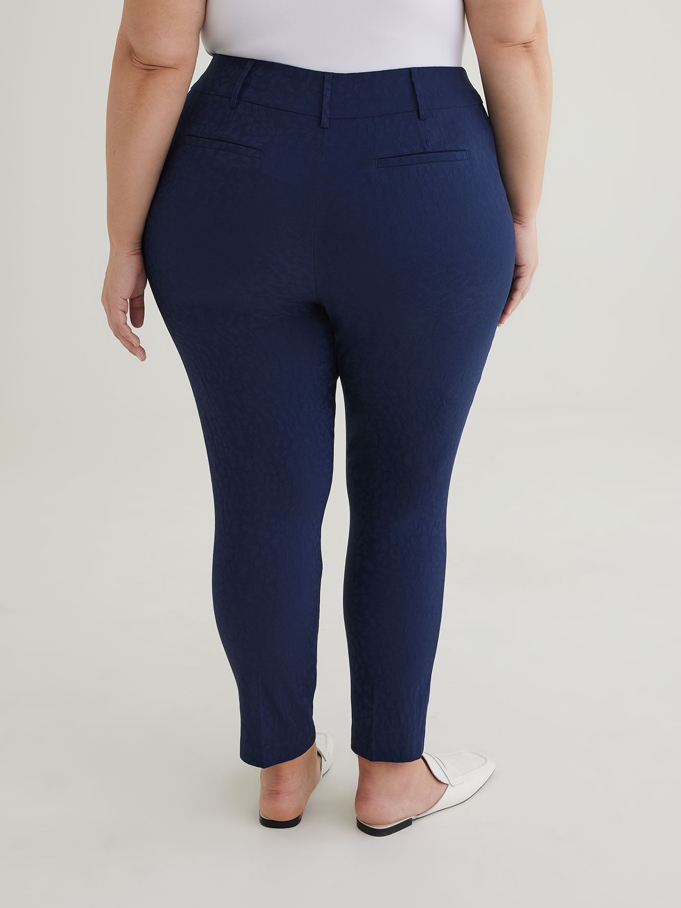 Jacquard Savvy Skinny-Leg Pants - PENN. Essentials
