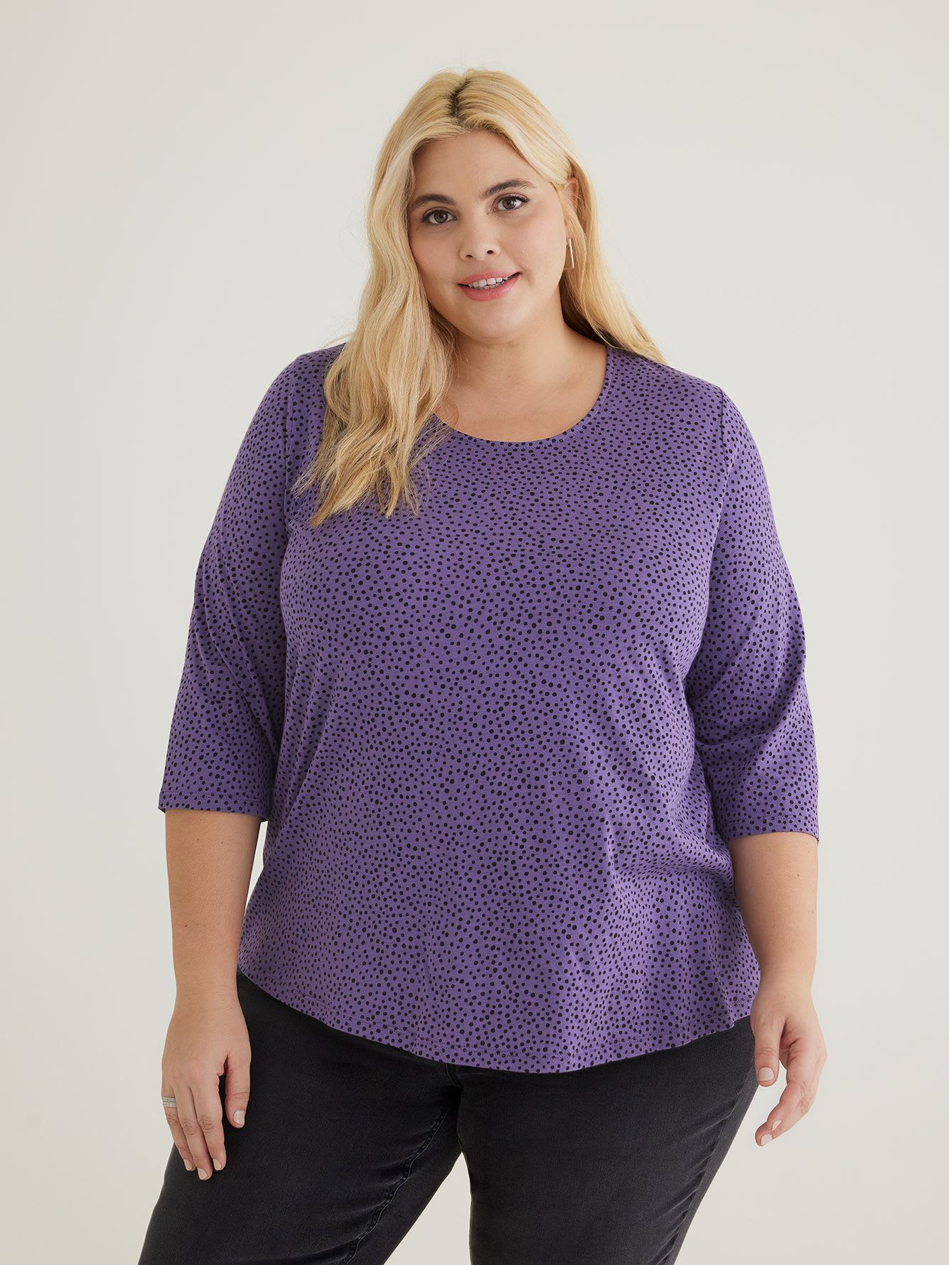 Girlfriend-Fit Crew Neck T-Shirt with 3/4 Sleeves - PENN. Essentials