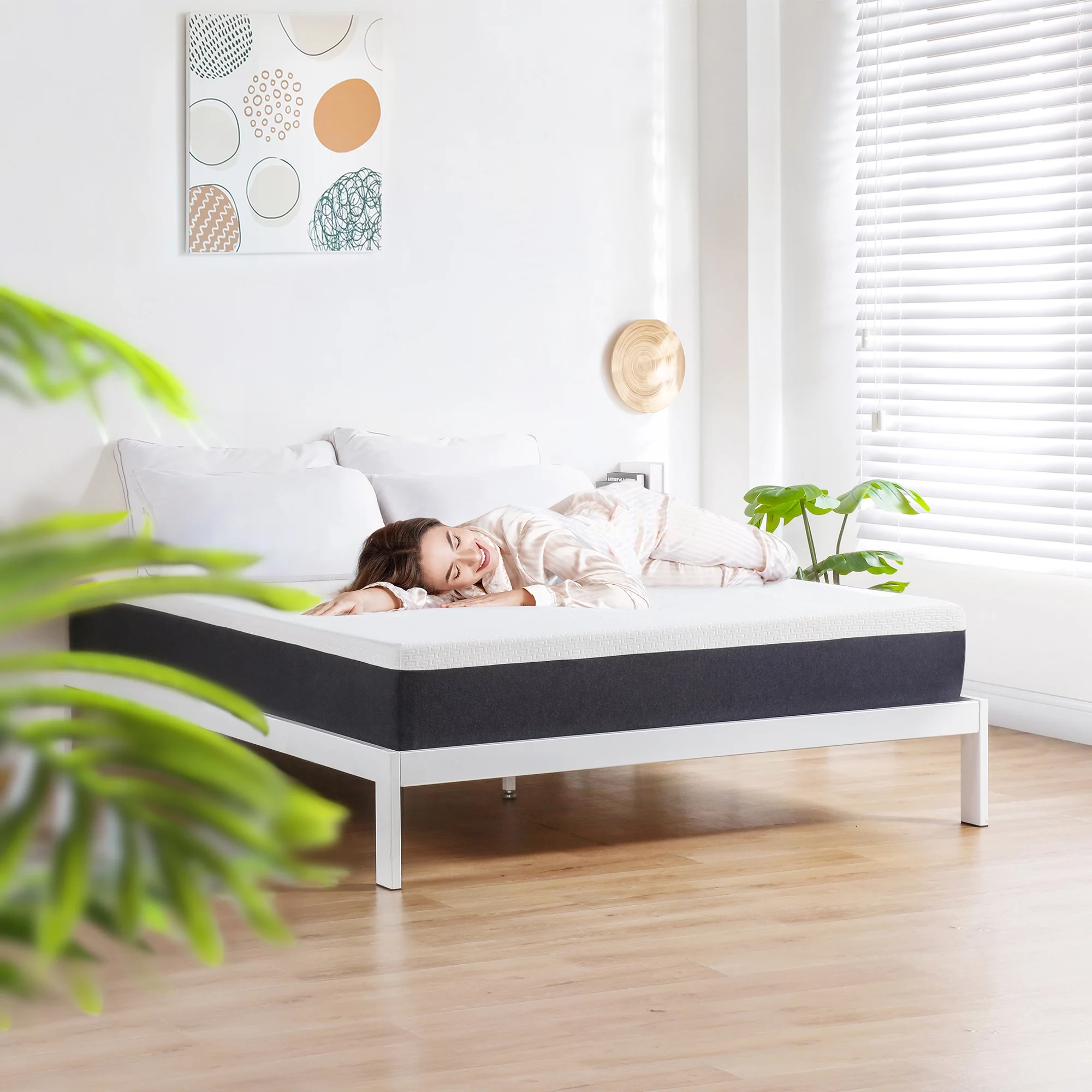 GrandRest 10'' Adult DreamGel, Gel Infused Memory Foam Mattress,4-Layer foam for Stable Support,  King Size, Dark Grey/ White Color