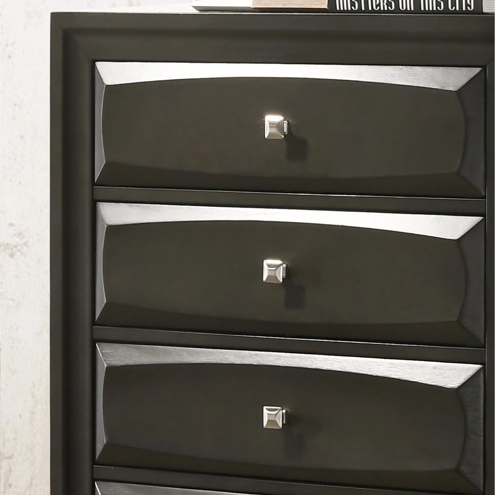 Roundhill Furniture Oakland 5 Drawer Chest