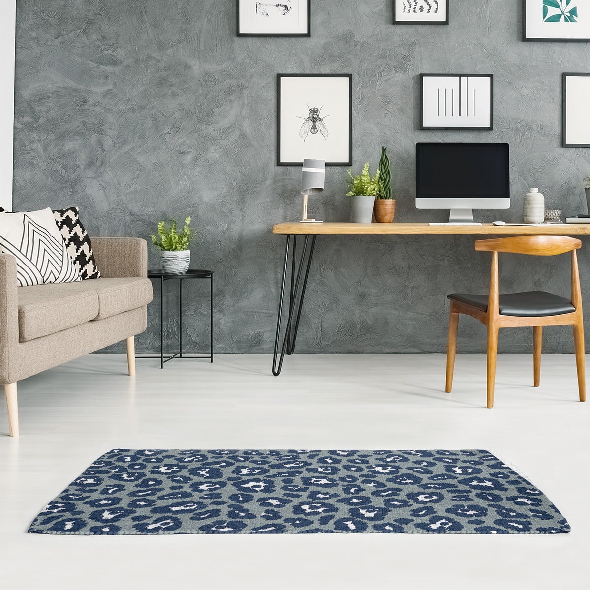 ArtVerse Dallas Football Leopard Print Area Rug White/Silver/Blue 2' x 3' 2' x 3'