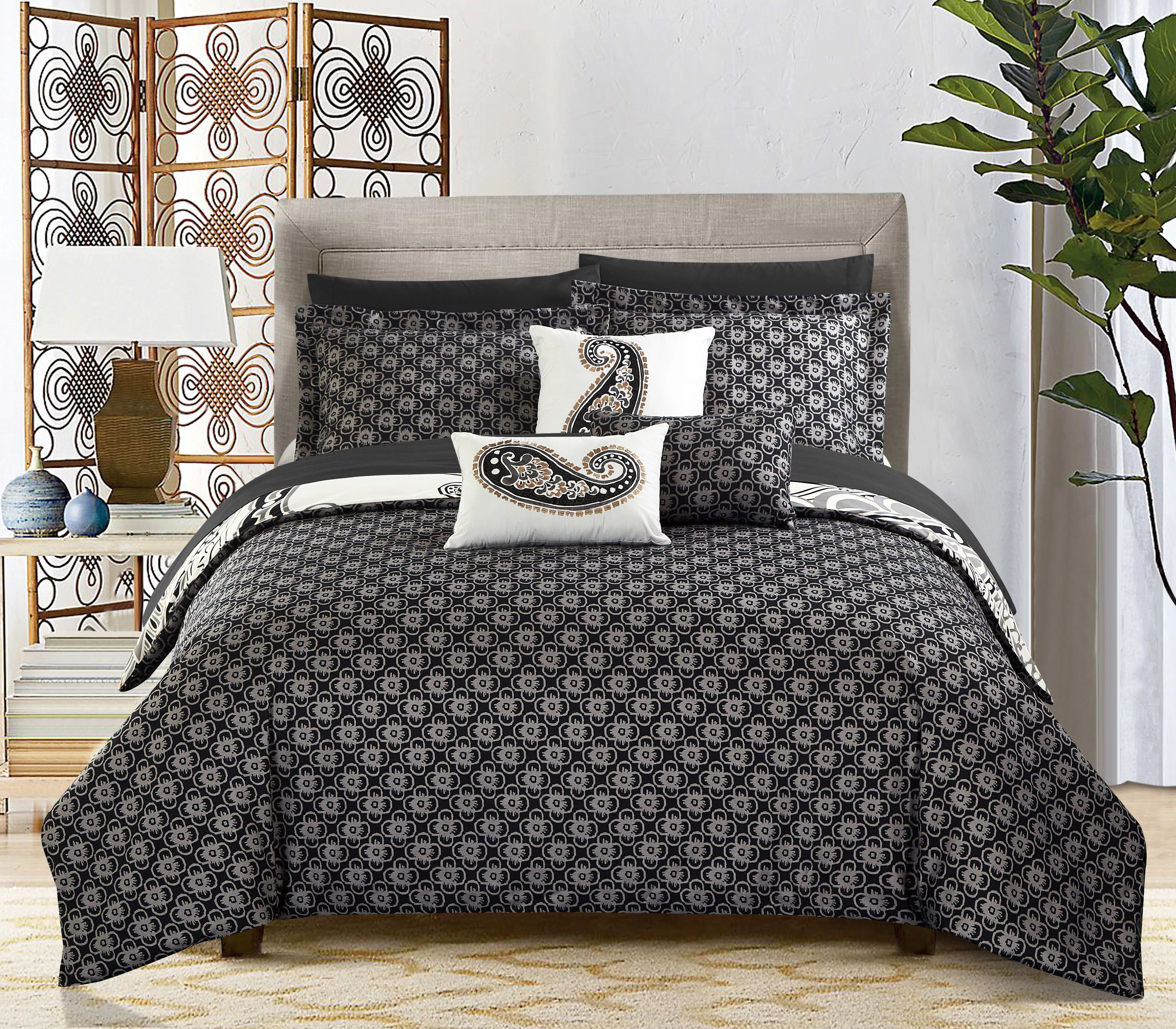 Chic Home CS5033 Damaris Comforter Complete Bed in a Bag Set, King Size, Beige, 10 Piece